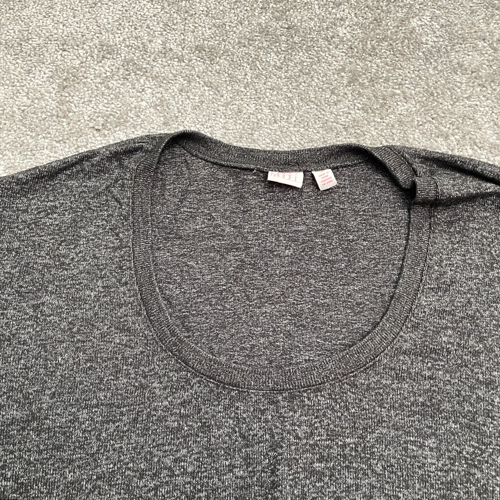 Vintage Make + Model T-Shirt Womens Adult Medium Dark Gray Scoop Neck Short Sleeve Tee Basic Size M / US 6-8 / IT 42-44 - 3 Thumbnail