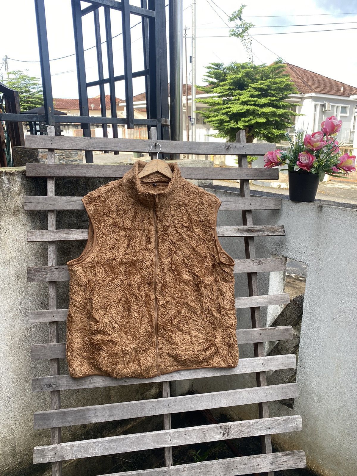 Uniqlo 🔥 Steals 🔥 Uniqlo Sherpa Vest Size 52R - 1 Thumbnail