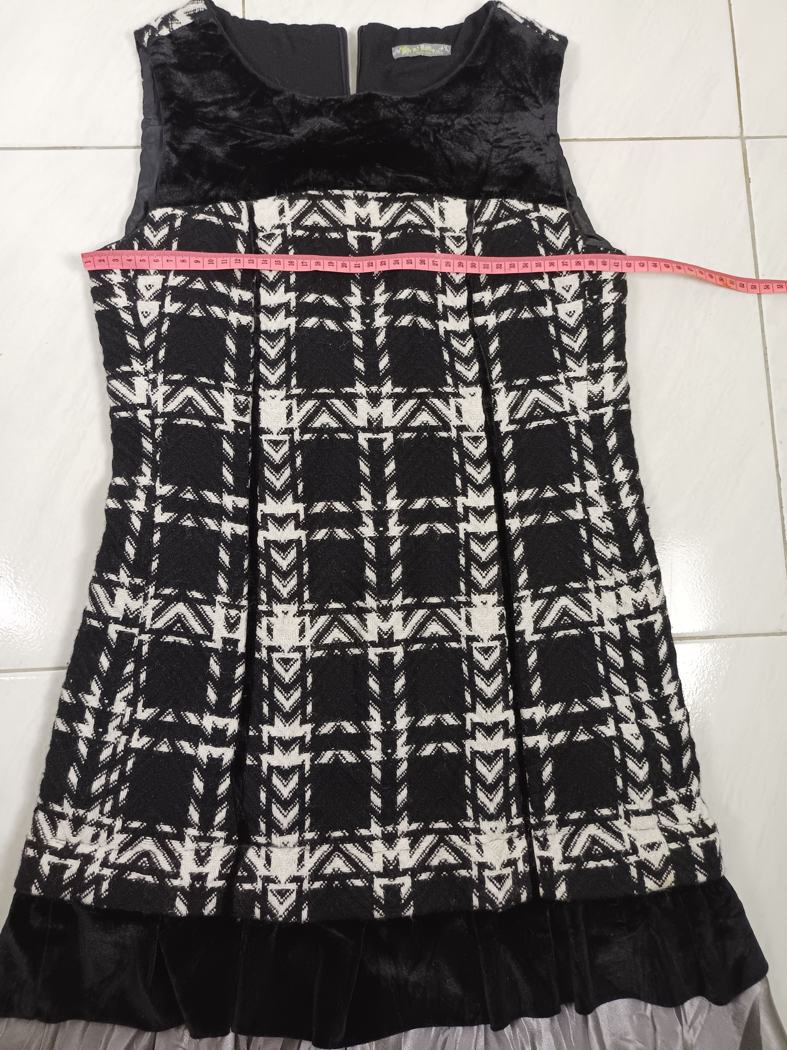Designer × Japanese Brand N. BY N COCO Knitted Sleeveless Velvet Dress Size M / US 6-8 / IT 42-44 - 3 Thumbnail