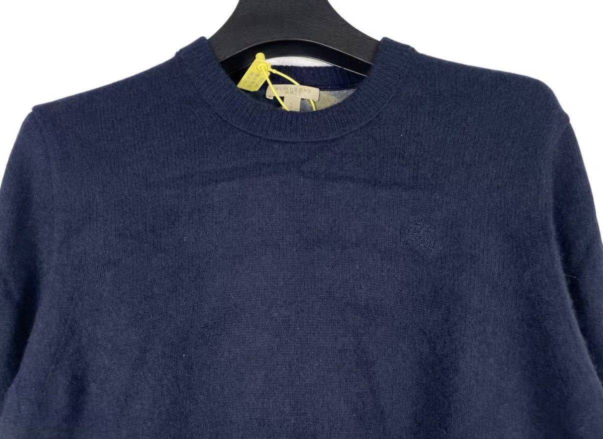 Burberry Burberry Navy Blue Check Detail Cashmere Sweater J31 Size US L / EU 52-54 / 3 - 3 Thumbnail