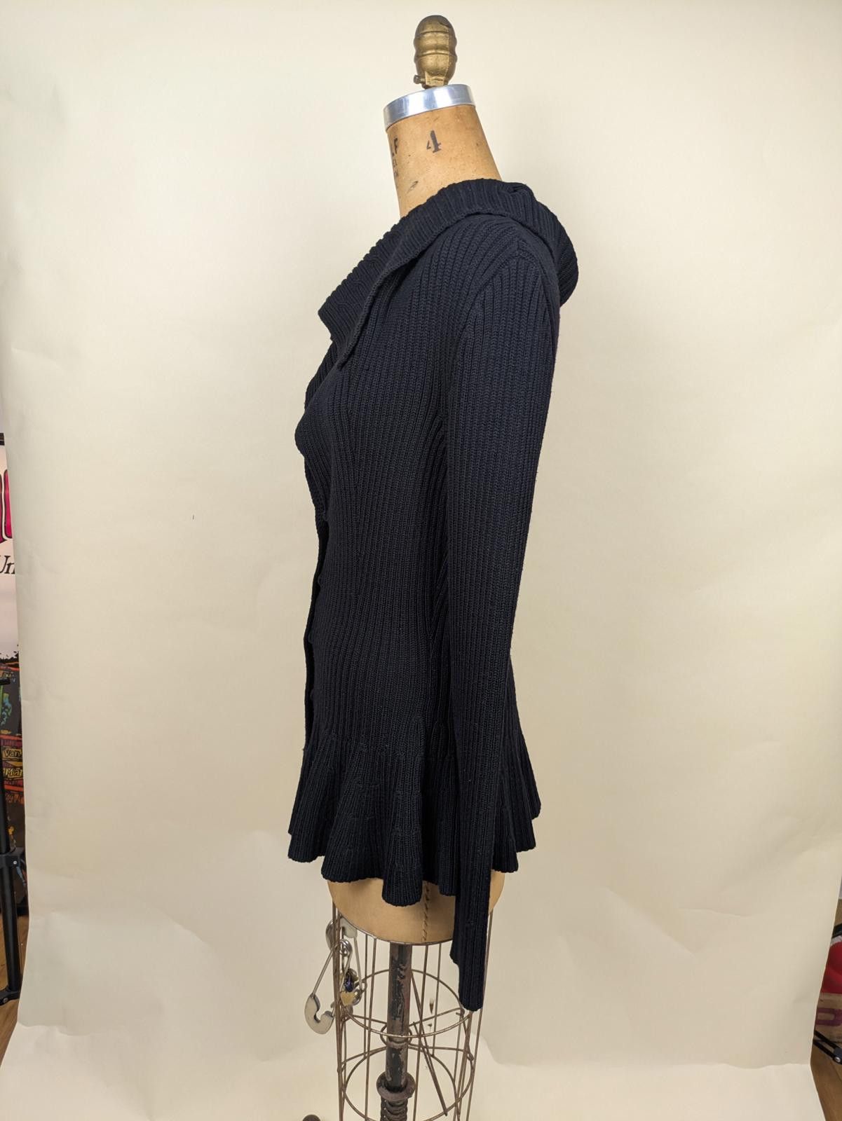 Alexander McQueen sarah burton for alexander mcqueen black peplum cardigan Size M / US 6-8 / IT 42-44 - 3 Thumbnail