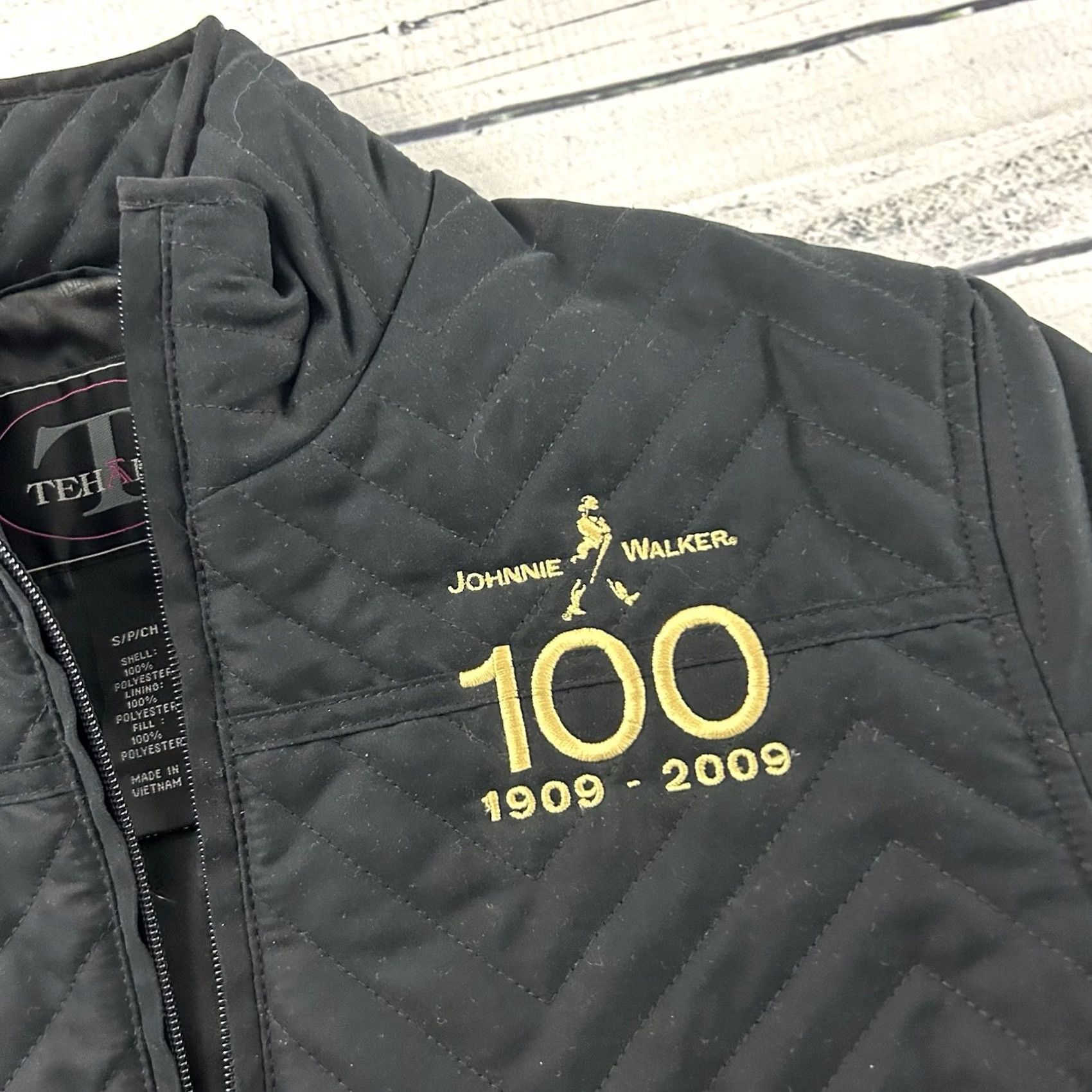 Vintage Tehama Jacket Women's Small Black Full Zip Johnnie Walker 100 Years Vintage? Size S / US 4 / IT 40 - 2 Thumbnail