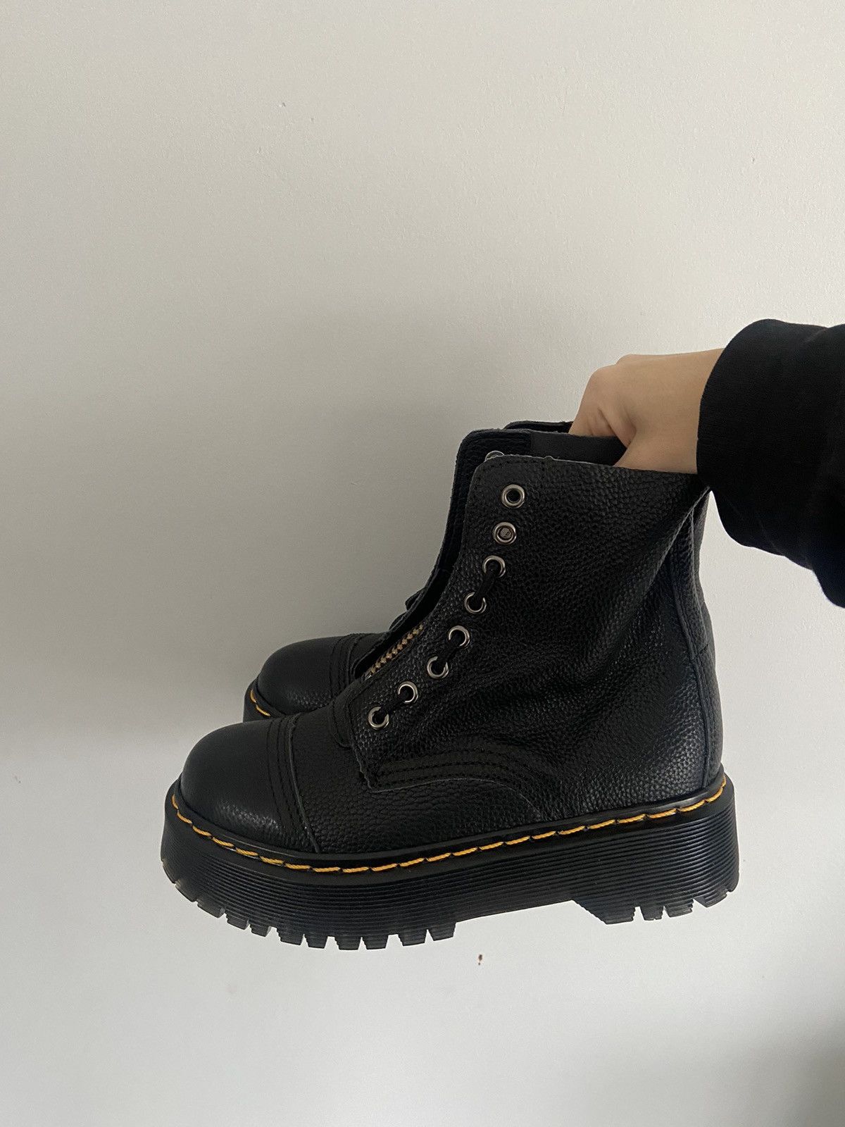Dr. Martens Dr.Martens 3in1 Size US 6 / IT 36 - 2 Thumbnail