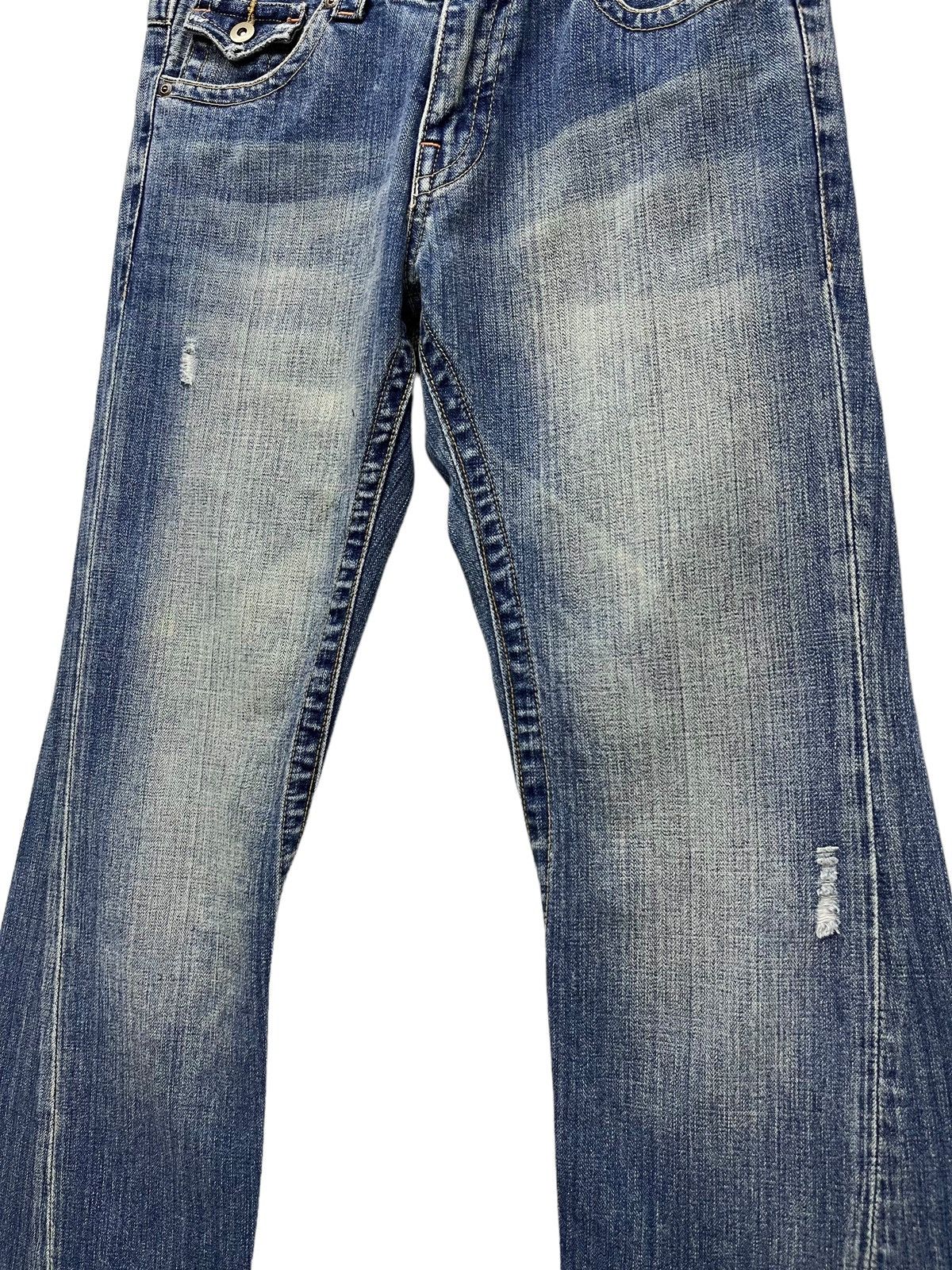 JUN MEN 🔥FYE🔥Vintage JUN MEN FADE OUT BLUE FLARE Jeans Size US 31 - 8 Thumbnail
