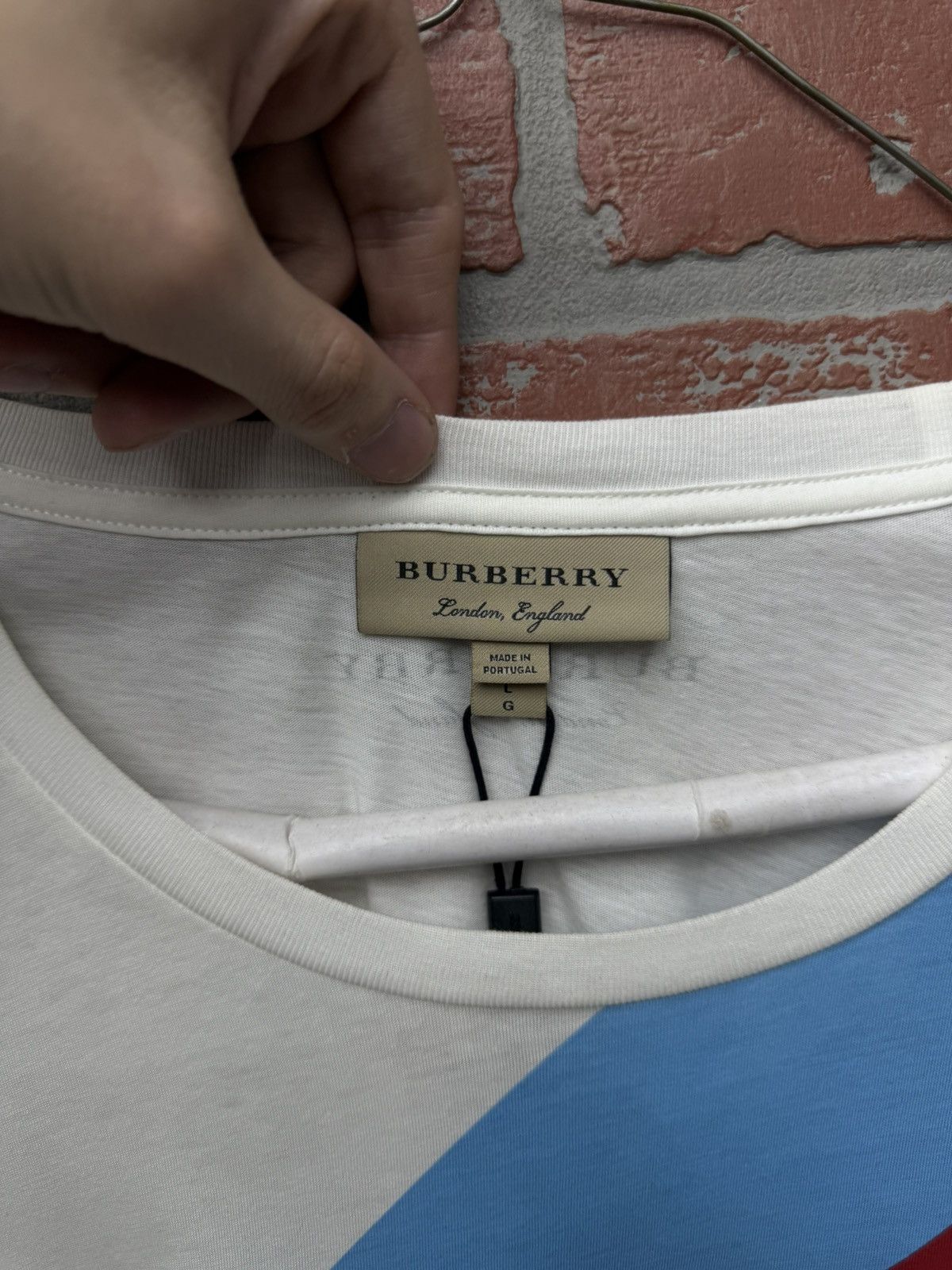 Burberry Burberry Men’s Tee Shirt Size Large New W Tags Size US L / EU 52-54 / 3 - 7 Thumbnail
