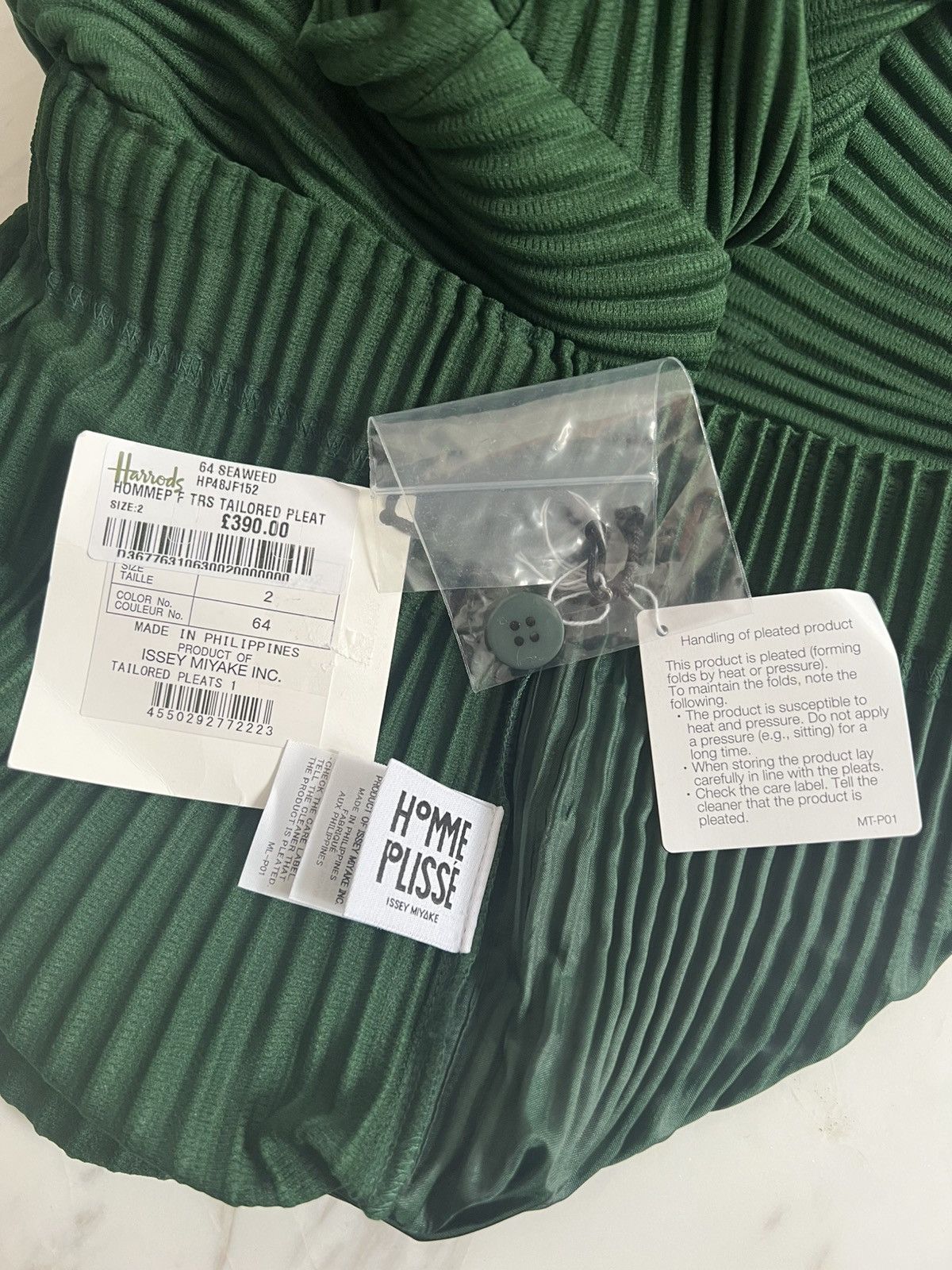 Issey Miyake HOMME PLISSÉ ISSEY MIYAKE Trousers Green Size 2 Medium Size US 33 - 6 Thumbnail