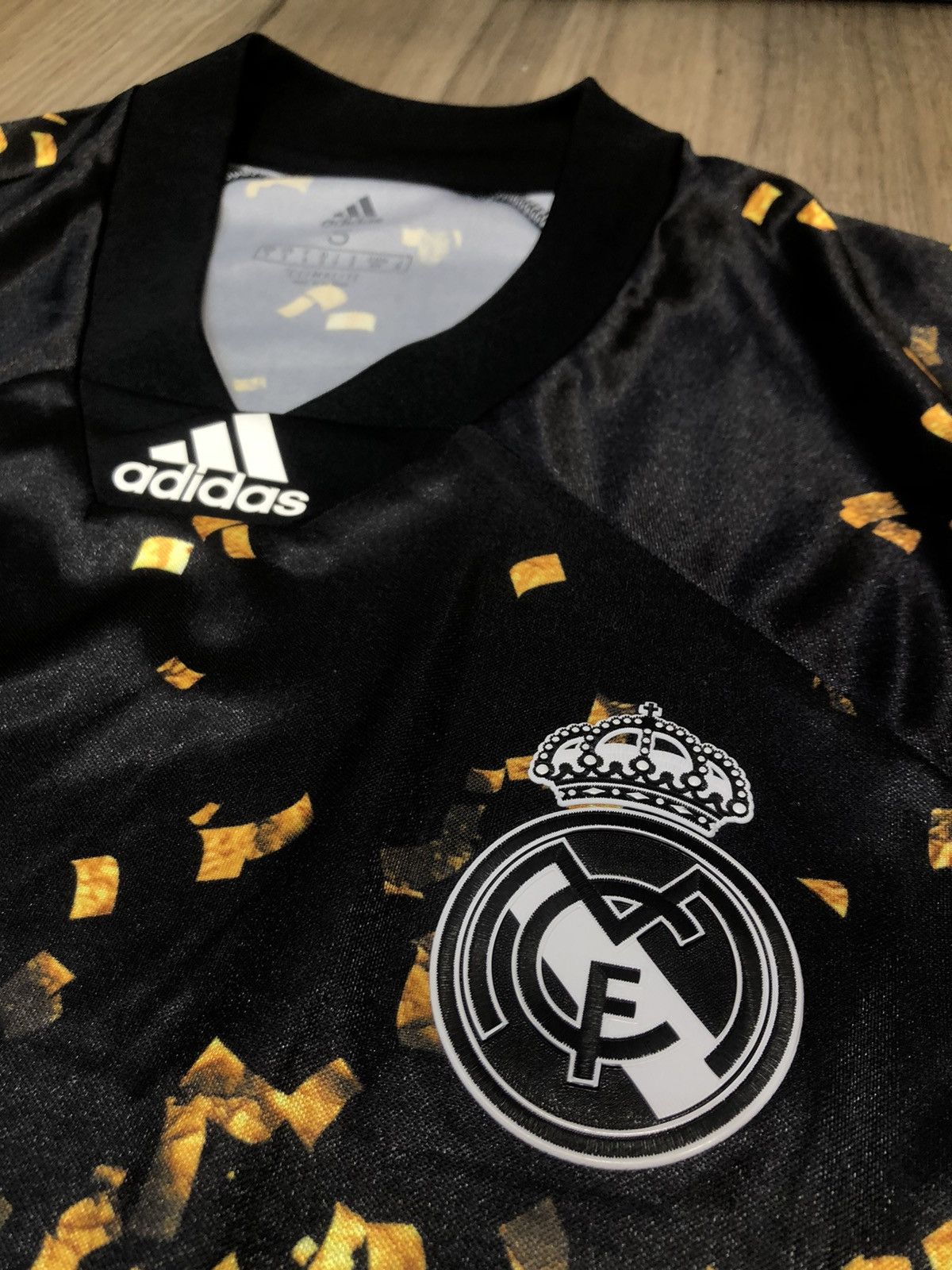 Other Real Madrid 19/20 EA sport jersey Size US S / EU 44-46 / 1 - 5 Thumbnail