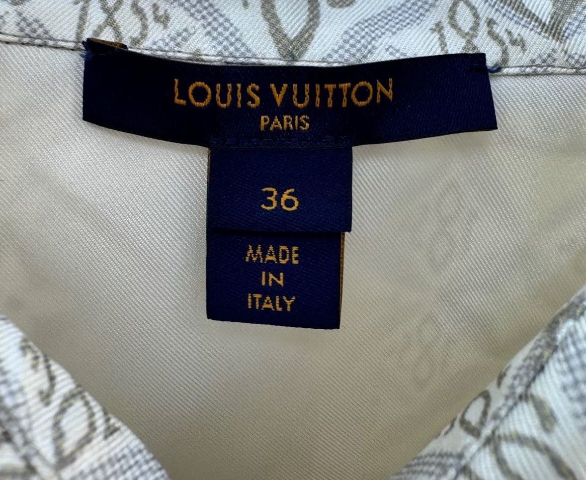 Louis Vuitton Louis Vuitton Beige full silk shirt 2412-Nextarrow Size US S / EU 44-46 / 1 - 6 Thumbnail