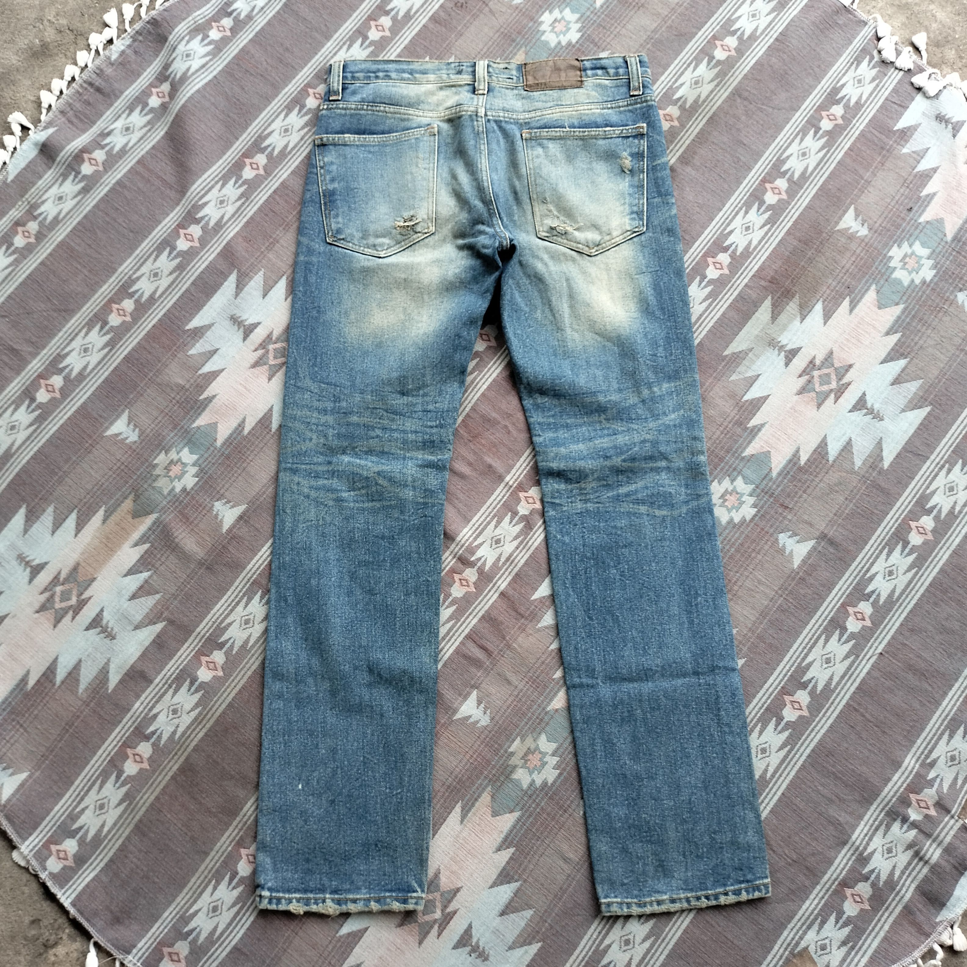 Tornado Mart Example mud wash distressed denim Size US 33 - 3 Thumbnail