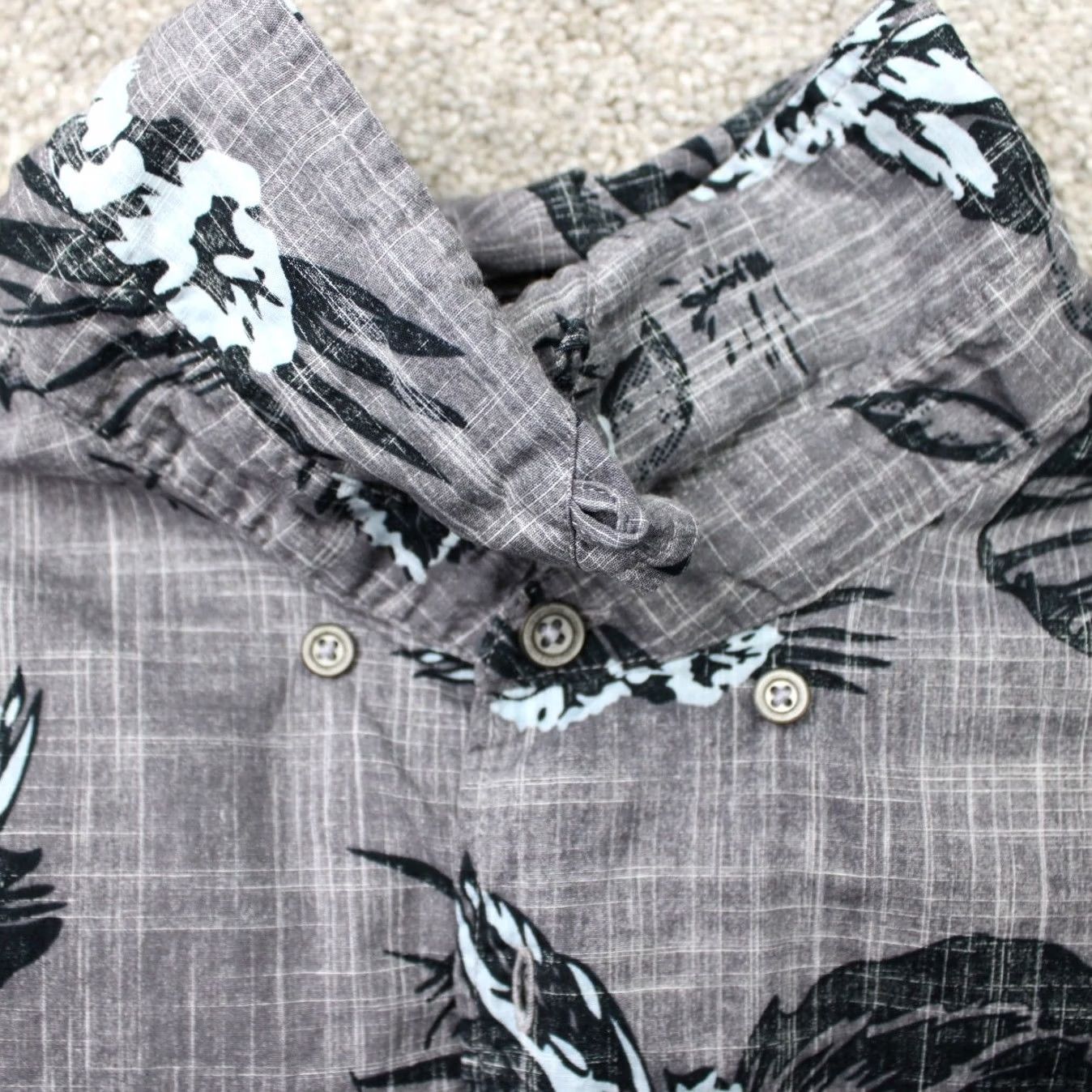 Carbon Carbon2Cobalt Shirt Mens XL Gray Floral Reverse Print 100% Cotton Short Sleeve Size US XL / EU 56 / 4 - 7 Thumbnail