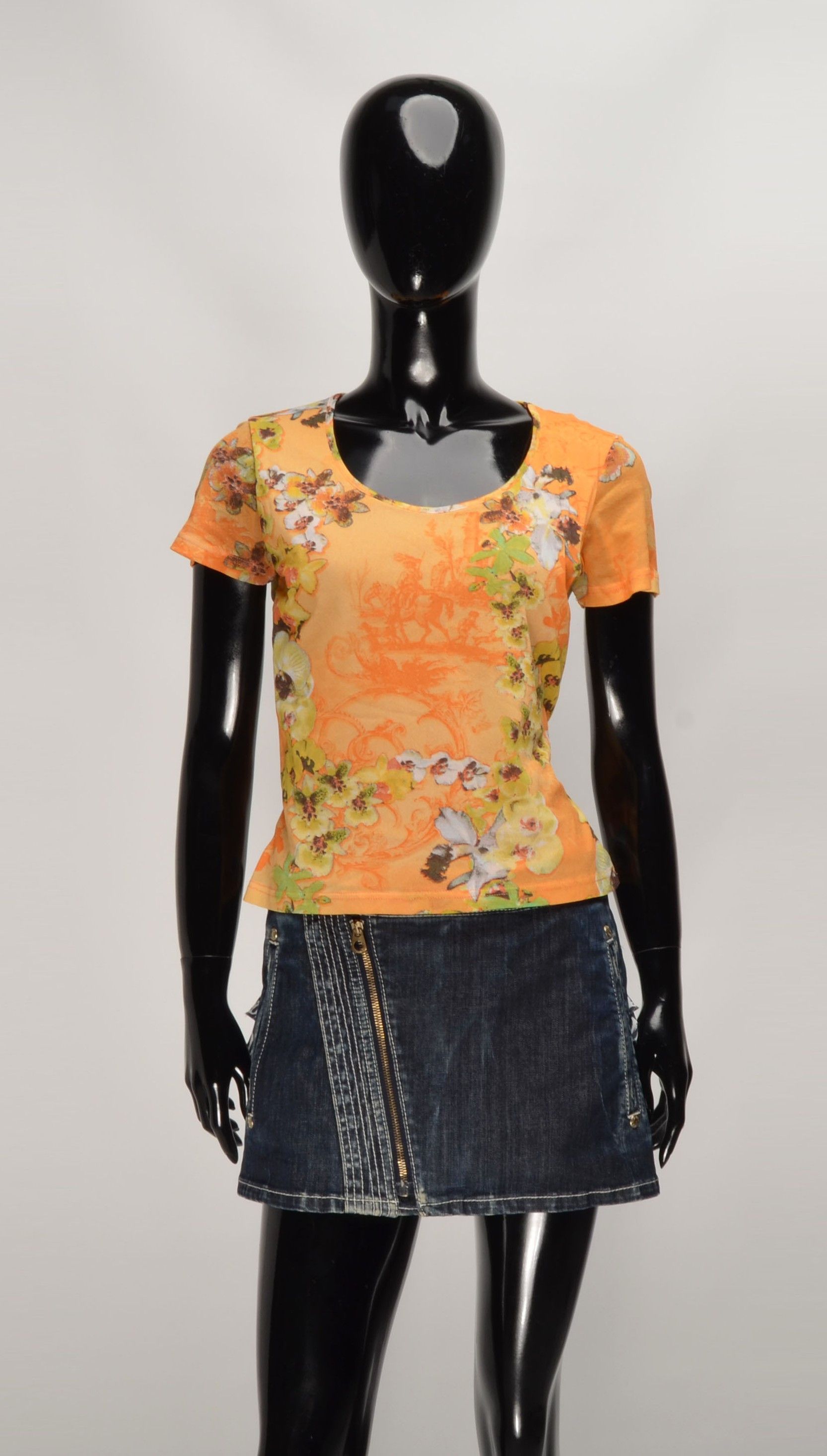 Other Collection Schild Italian Y2K Mesh Coquette T-shirt Size S / US 4 / IT 40 - 1 Thumbnail