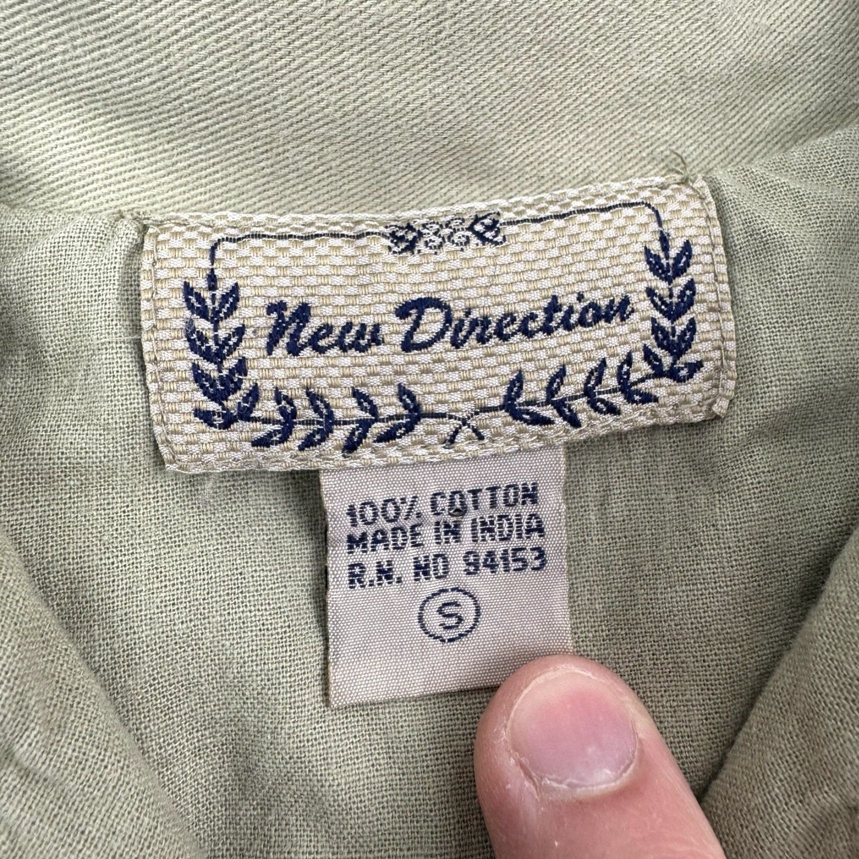 Vintage VINTAGE New Directions Button-Up Shirt Womens Small Tan Abstract Striped 90s Y2K Art Brown Mens? Womens Size S / US 4 / IT 40 - 3 Thumbnail