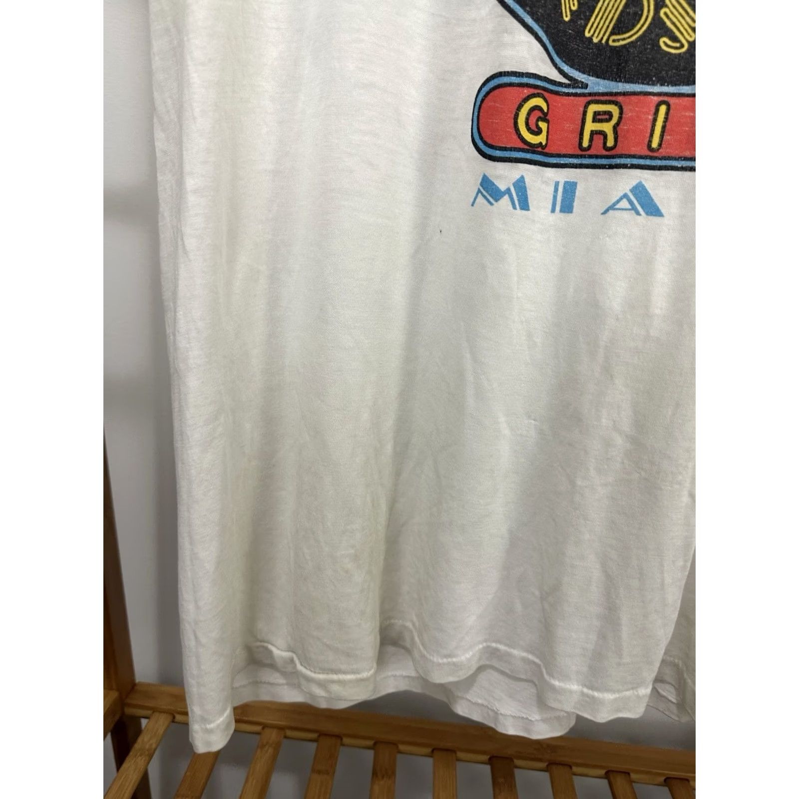 Clarks VTG American Bandstand Dick Clark Thrashed Paper Thin Burnout Worn T-Shirt XL Shirt Mens White Distressed Grunge 80s 90s Size US XL / EU 56 / 4 - 7 Thumbnail