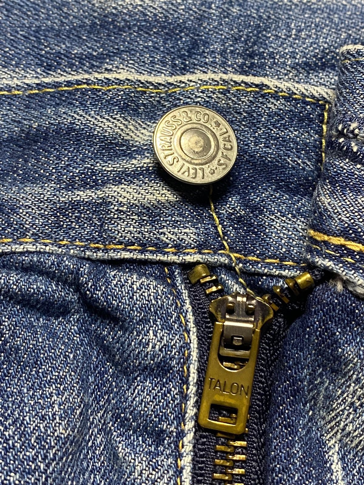 Levi's Levis 503 Big E 70s Selvedge Talon Zip Jeans Size US 32 / EU 48 - 11 Thumbnail