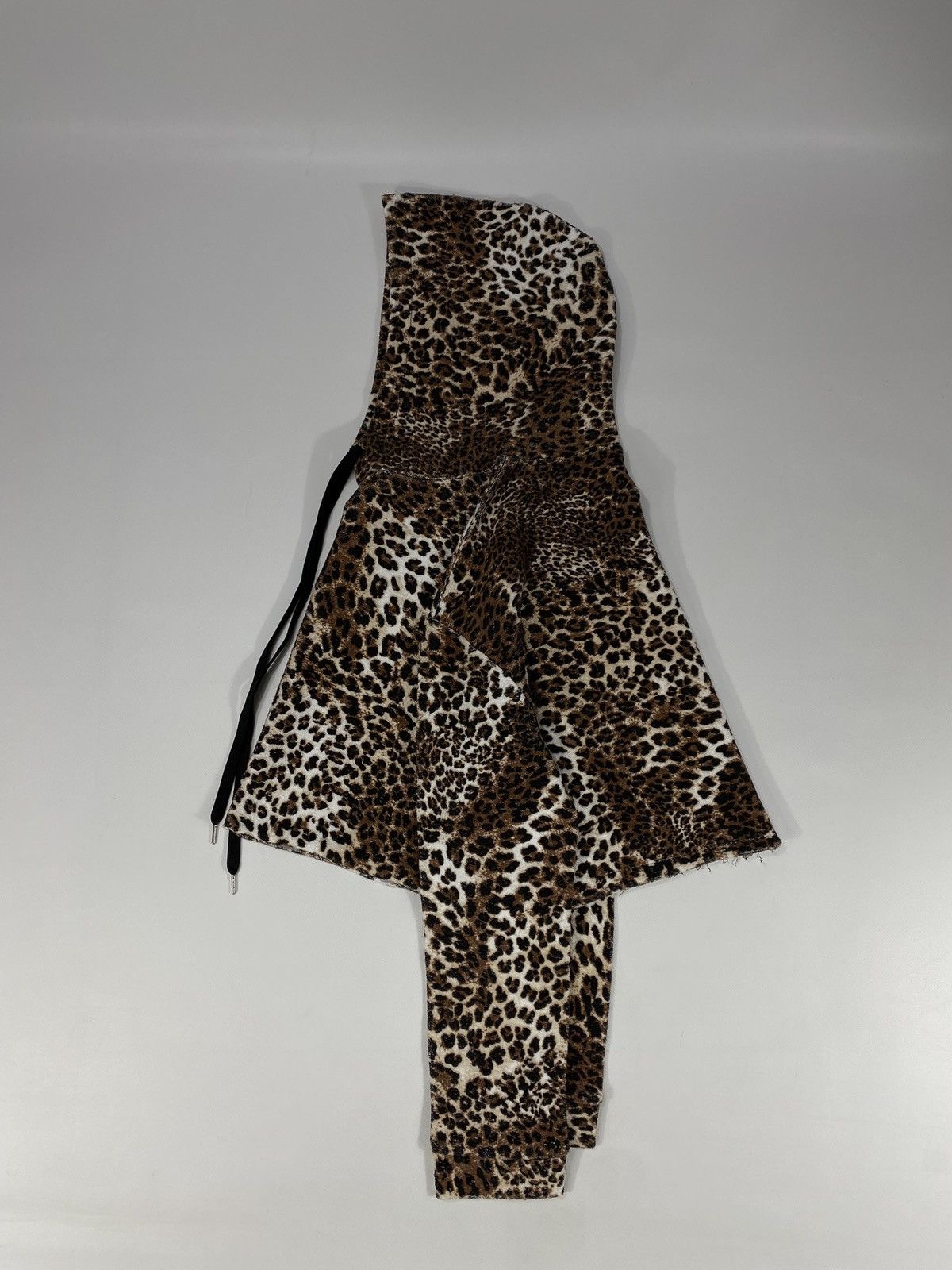 Vintage Vintage Y2K Made In Italy Leopard Cropped Hoodie OS Size ONE SIZE - 3 Thumbnail