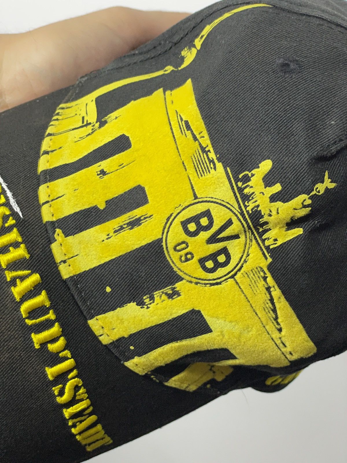 Other Vintage Faded BVB Big logo Embroidered Dortmund Cap Size ONE SIZE - 9 Thumbnail