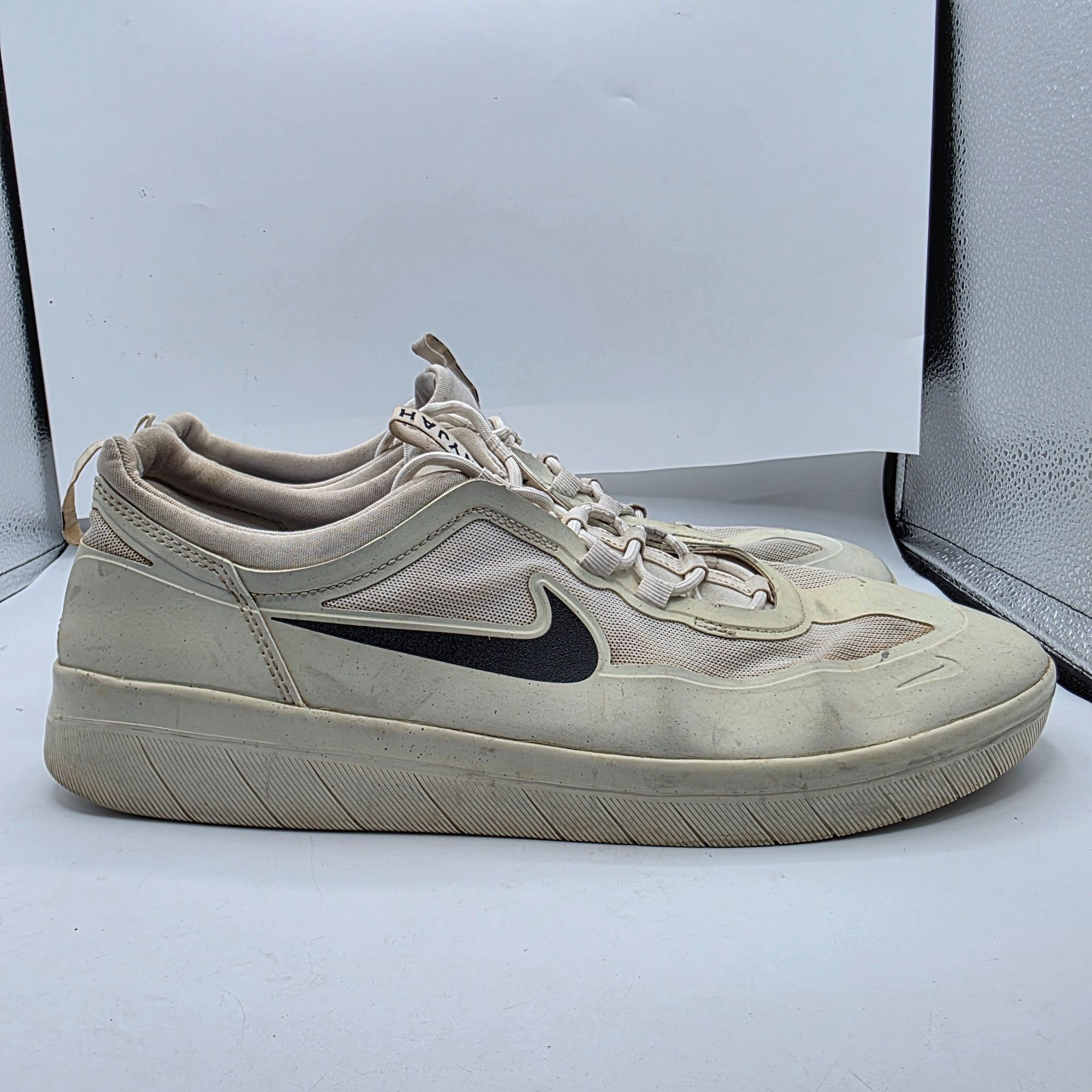 Nike Nike SB Nyjah Free 2.0 Mens Size 14 Summit White Black Sneak Size US 14 / EU 47 - 12 Thumbnail