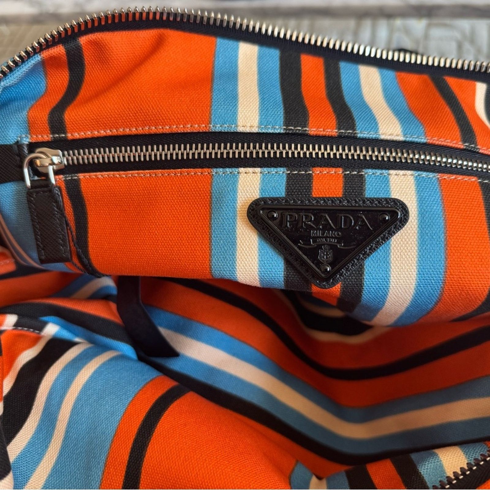 Prada Prada NWT Triangle Logo Canapa Baiadera Cross Body Size ONE SIZE - 3 Thumbnail