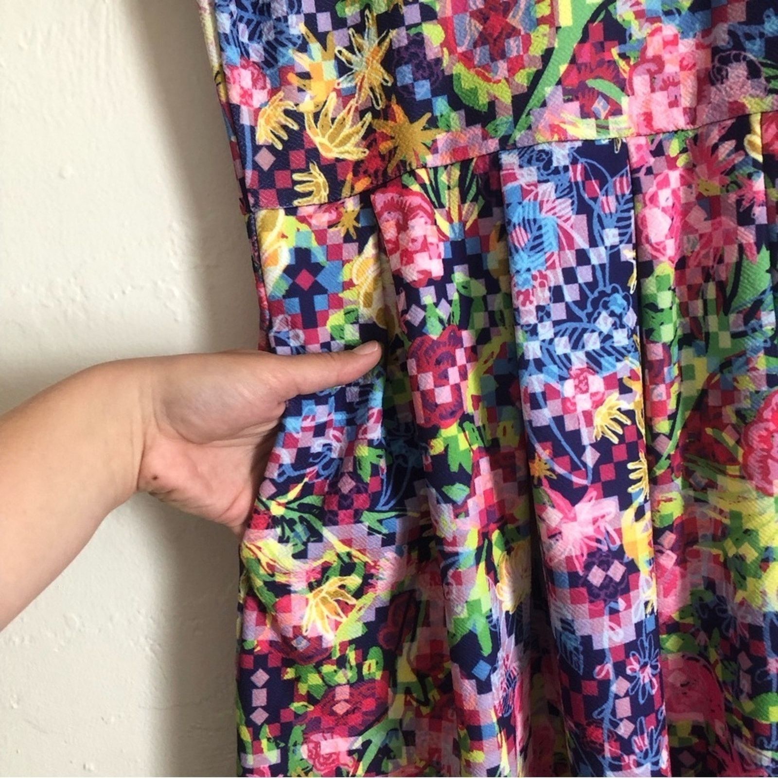 Other LuLaRoe Multicolor Geometric Floral Knee Length Dress Size M / US 6-8 / IT 42-44 - 6 Thumbnail