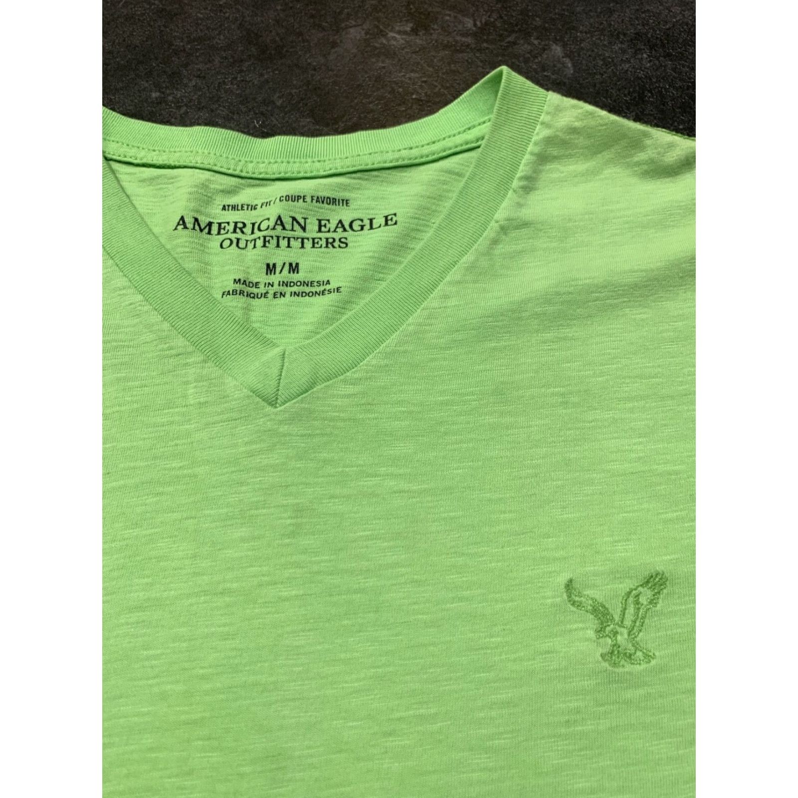 Vintage American Eagle Women's Medium Green V-Neck Pullover T-Shirt - Solid Basic - All Seasons Size M / US 6-8 / IT 42-44 - 5 Thumbnail