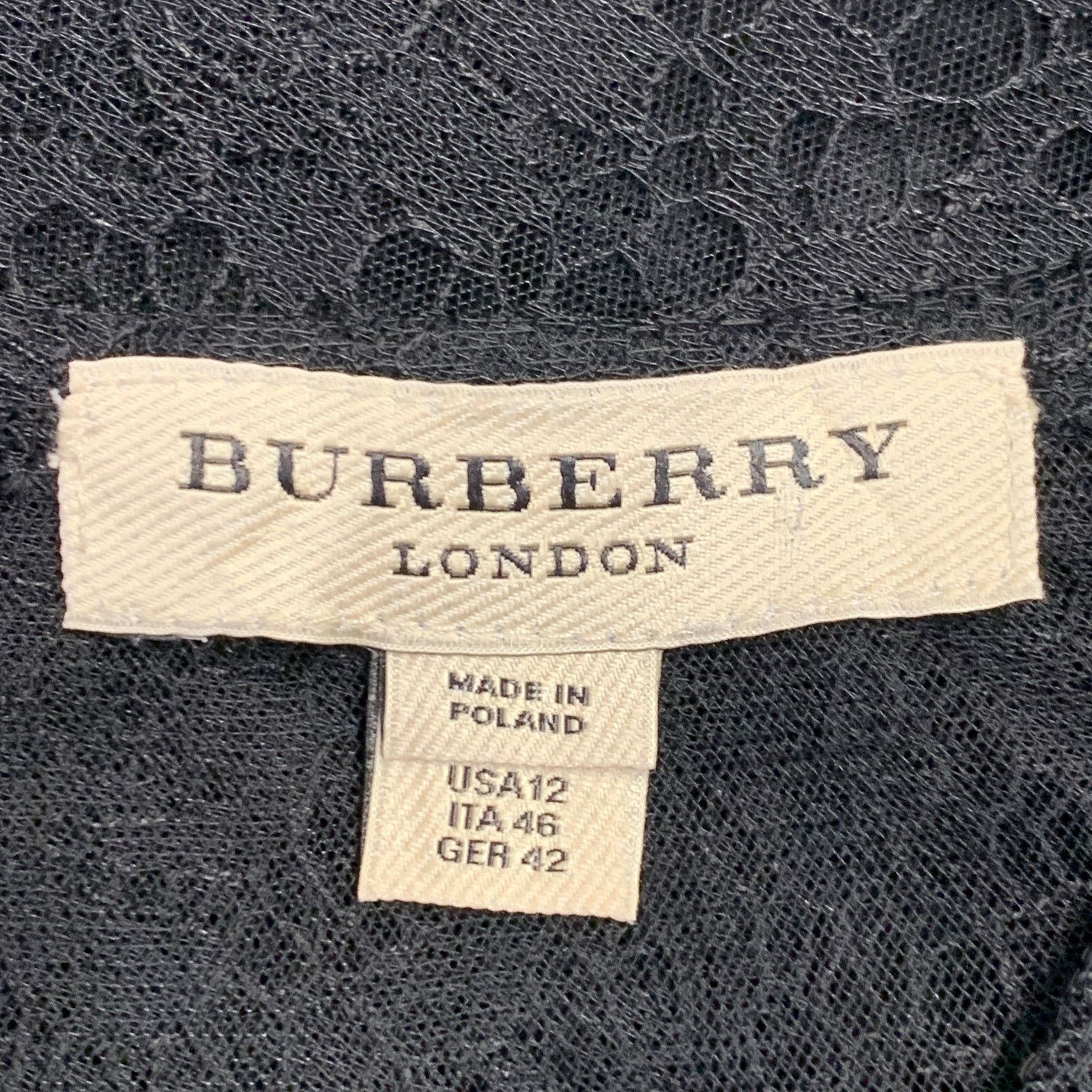 Burberry Size 12 Black Lace Crew Neck Short Sleeve T-Shirt Size US S / EU 44-46 / 1 - 5 Thumbnail
