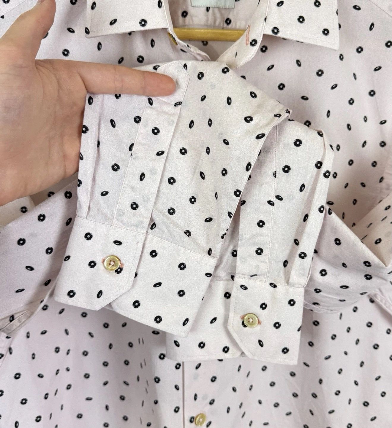 Paul Smith Paul Smith Dress Shirt Long Sleeve Size 15.5 Pink Polka Dot Size US M / EU 48-50 / 2 - 3 Thumbnail