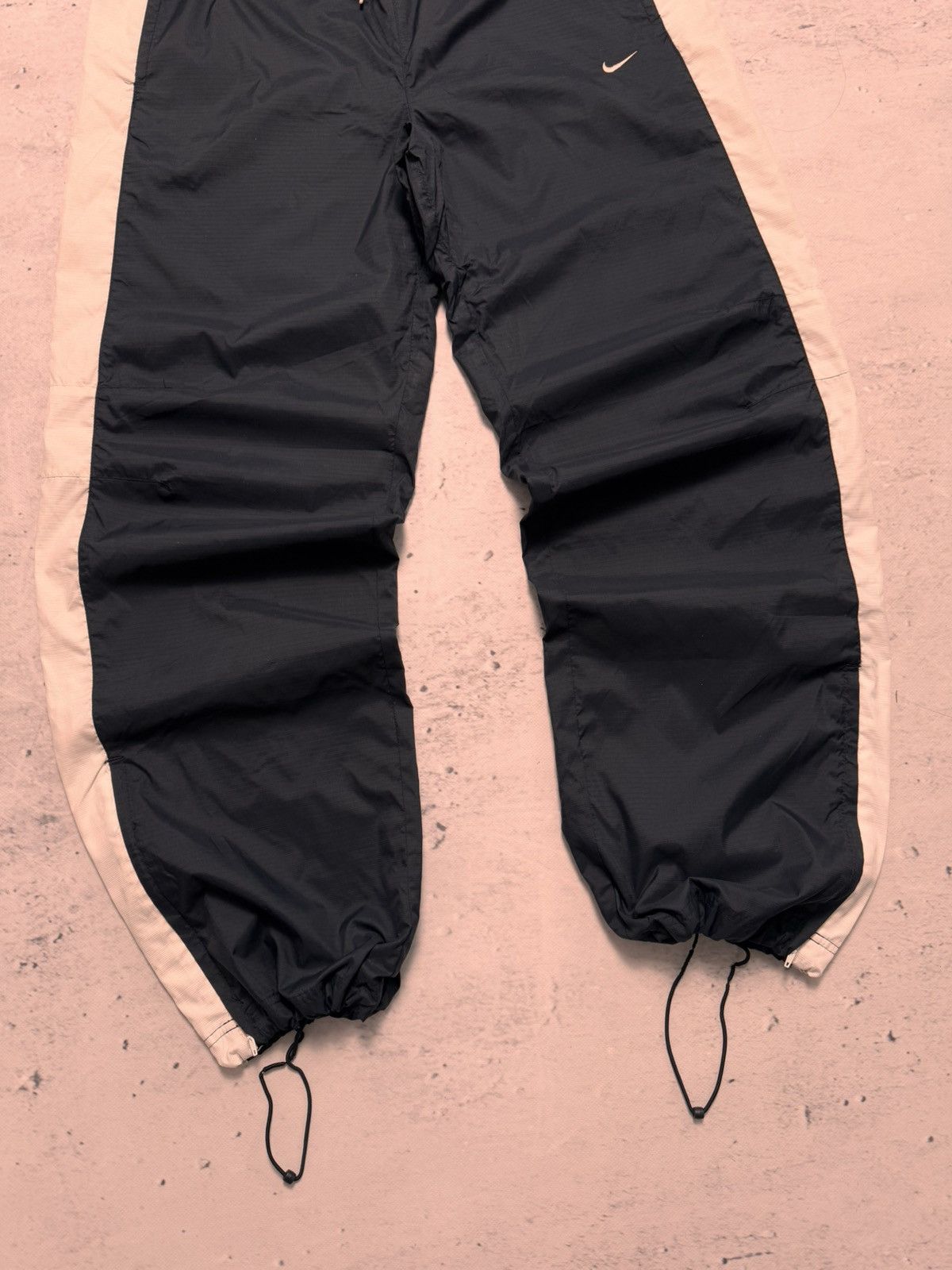 Nike × Vintage NIKE VINTAGE BASIC LOGO OVERSIZE BAGGY PANTS Size US 34 / EU 50 - 2 Thumbnail