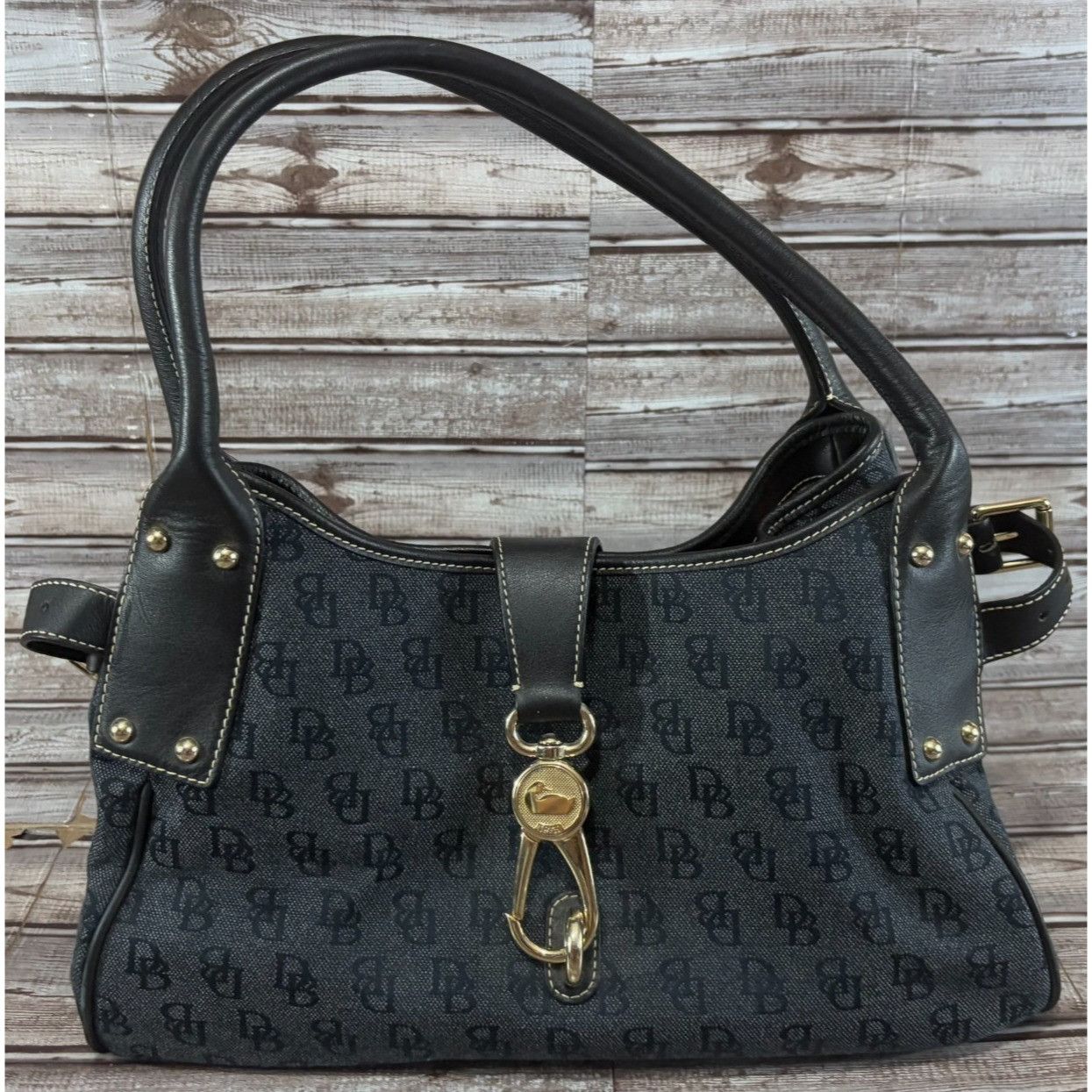Dooney & Bourke Dooney & Bourke Signature Logo Lock Handbag Large Purse Bag Size ONE SIZE - 1 Thumbnail