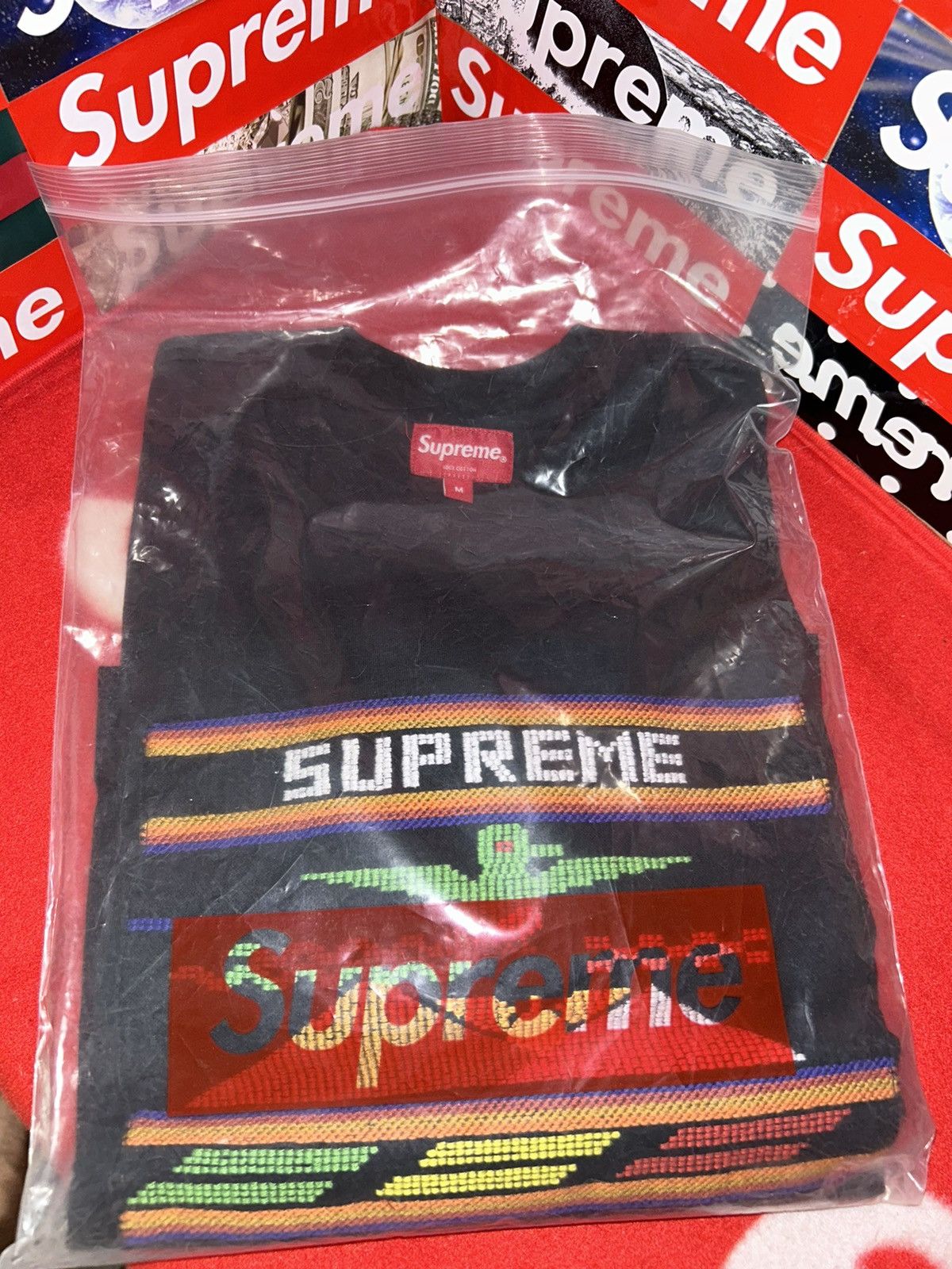 Supreme Supreme Needlepoint Patch L/S Top SS19 size Medium BRAND NEW Size US M / EU 48-50 / 2 - 2 Thumbnail