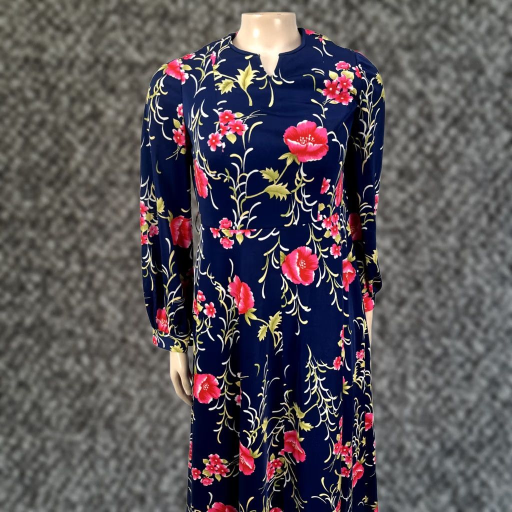 Vintage Vintage Unbranded Dress Women's 70's Party Floral Navy Long Sleeve J3-14 Size 4XL / US 24-26 - 1 Thumbnail