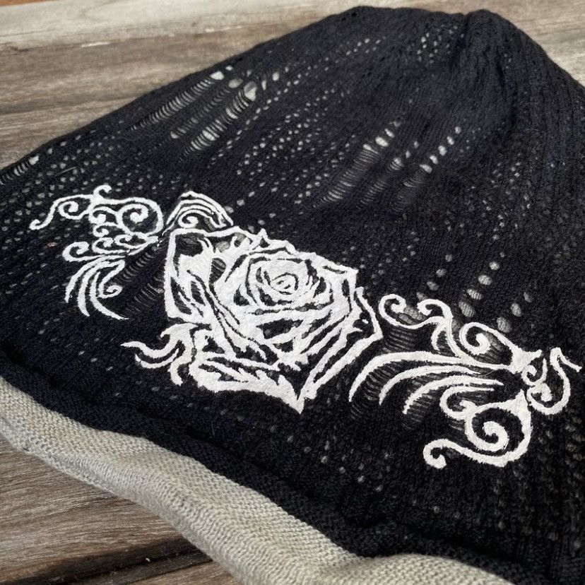 Japanese Brand 2000s Tribal roses unique beanie hats Size ONE SIZE - 6 Thumbnail