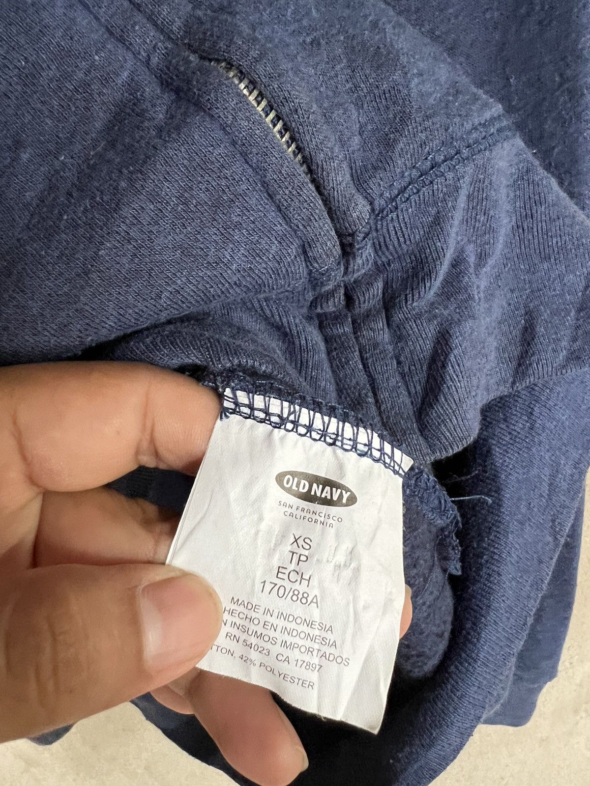 Old Navy Old Navy Spell Out Hoodies Size US XS / EU 42 / 0 - 5 Thumbnail
