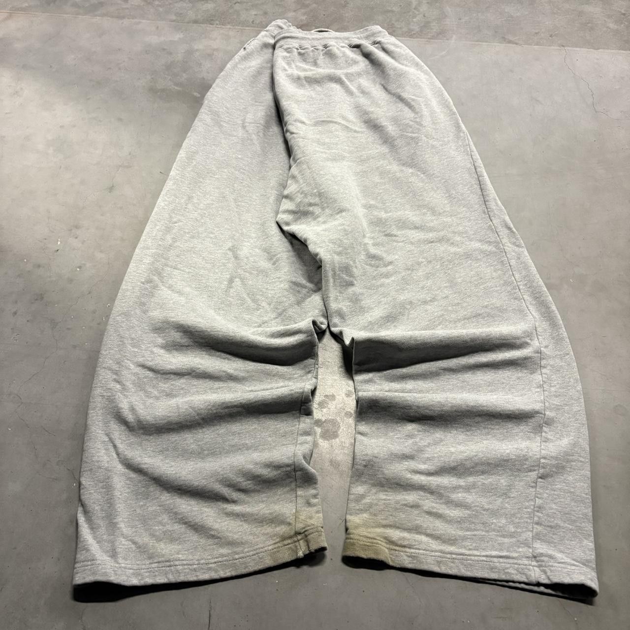 American Eagle Outfitters Vintage Y2K/2000s Super Baggy Wideleg Grey American Eagle Sweatpants! Size US 40 / EU 56 - 5 Thumbnail