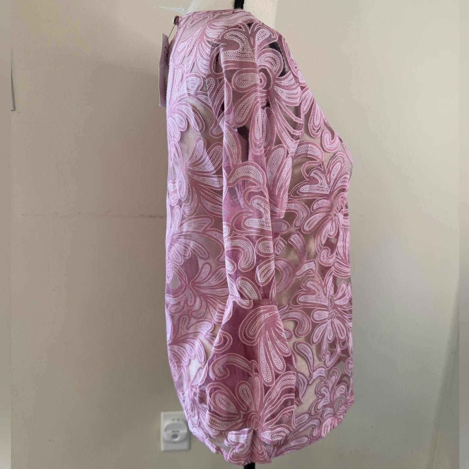 Other NY Collection sheer pink & white floral lace top SZ SM Size S / US 4 / IT 40 - 2 Thumbnail