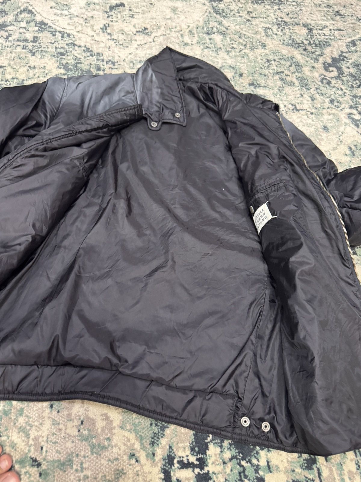 Maison Margiela VINTAGE MAISON MARGIELA DISTRESSED LOOK PUFFER JACKET COAT Size US L / EU 52-54 / 3 - 8 Thumbnail