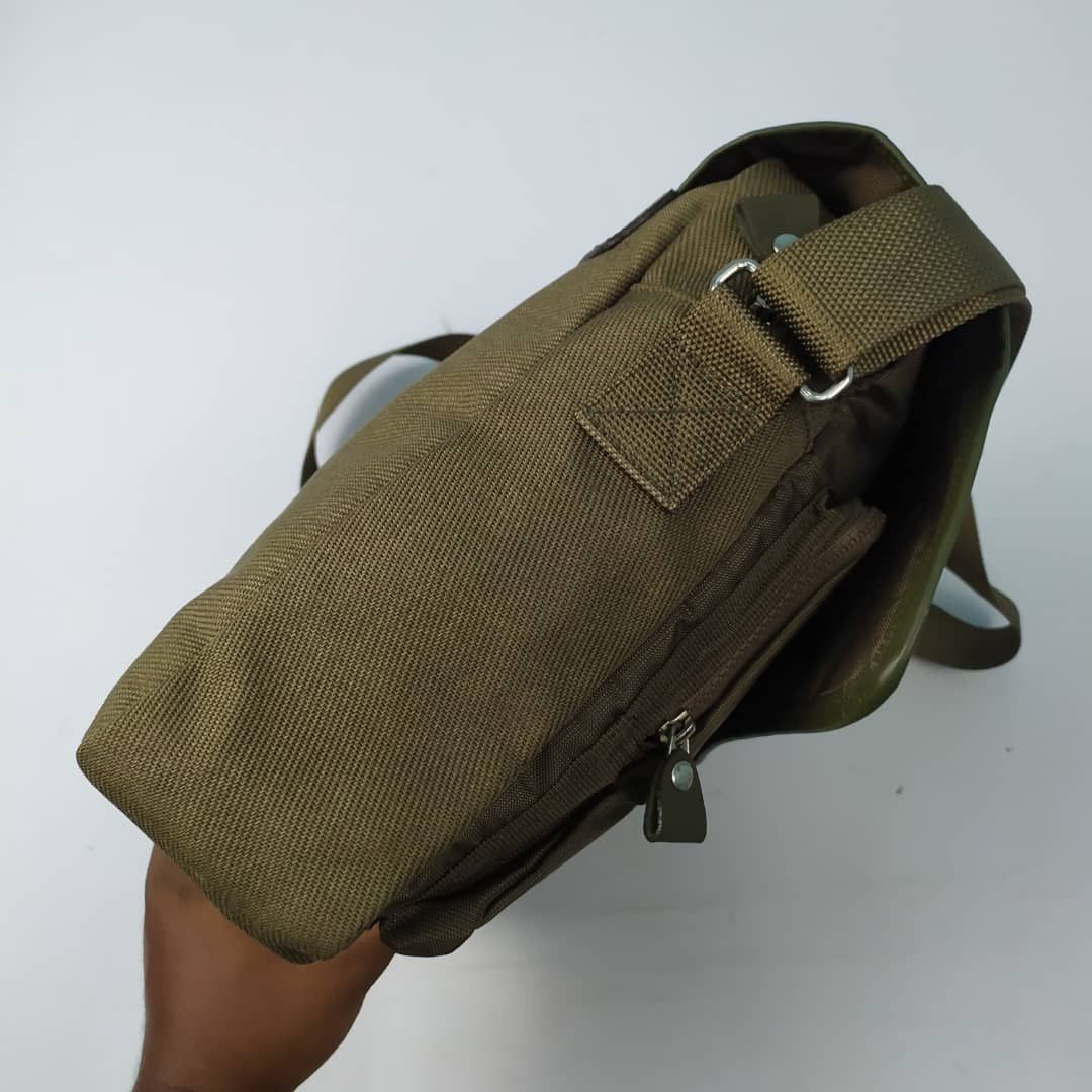 Katharine Hamnett London ‼️YES‼️ KATHARINE HAMNETT LONDON MESSENGER CROSSBODY BAG Size ONE SIZE - 4 Thumbnail
