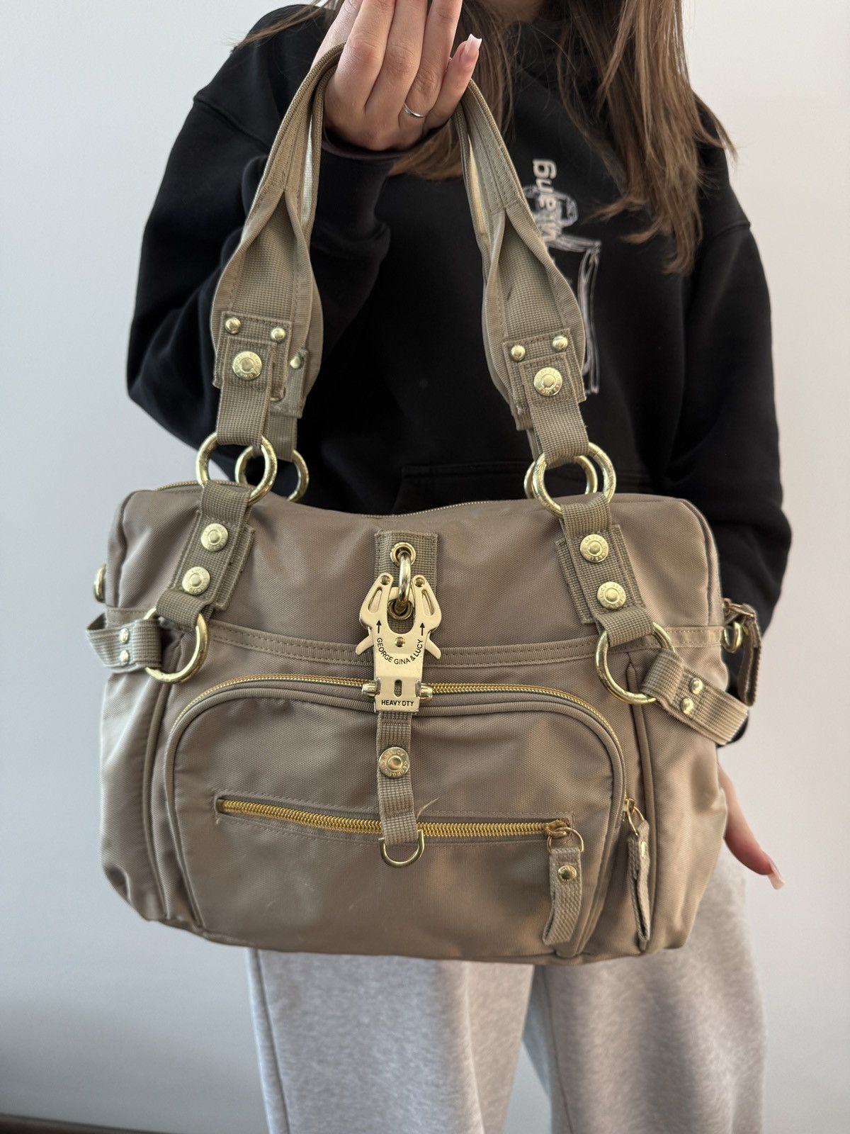George Gina & Lucy George Gina & Lucy Cheekicheeks Golden Shoulders Bag Women Size ONE SIZE - 2 Thumbnail