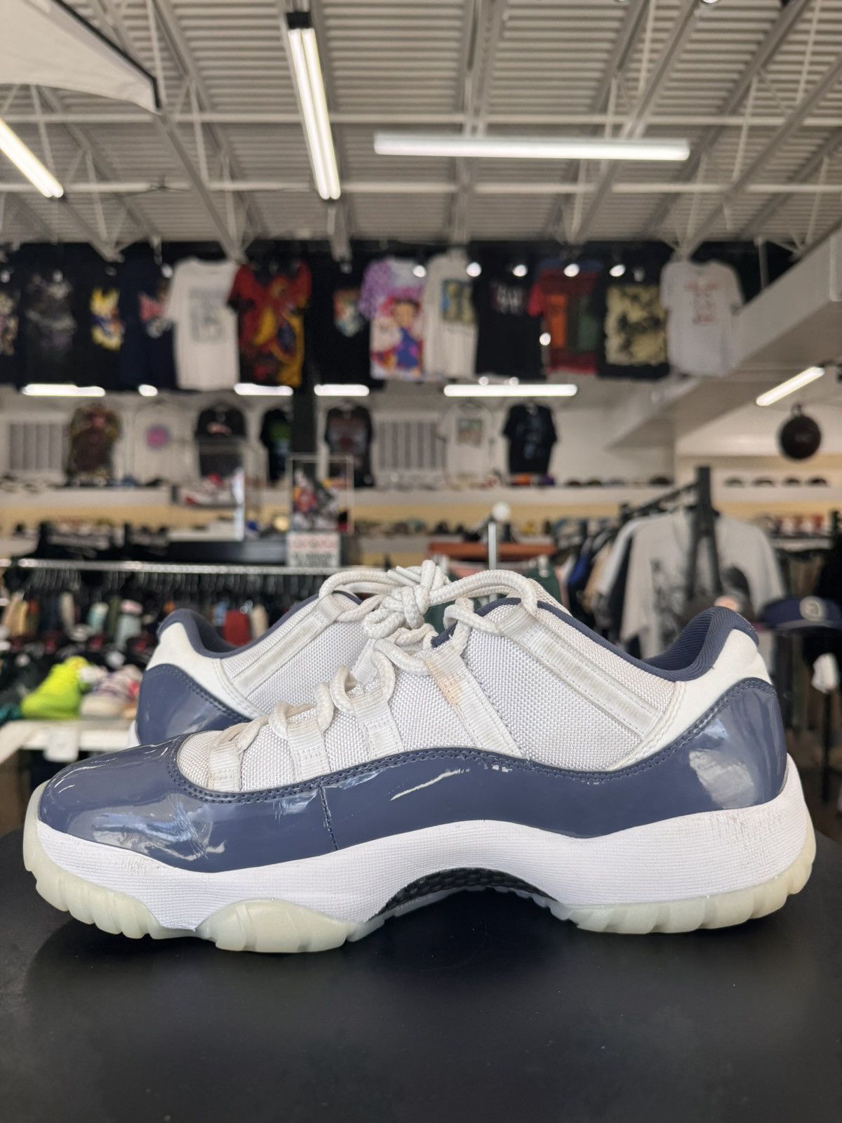 Jordan Brand Air Jordan 11 Low Diffused Blue Size 10.5 (2024) Size US 10.5 / EU 43-44 - 4 Thumbnail