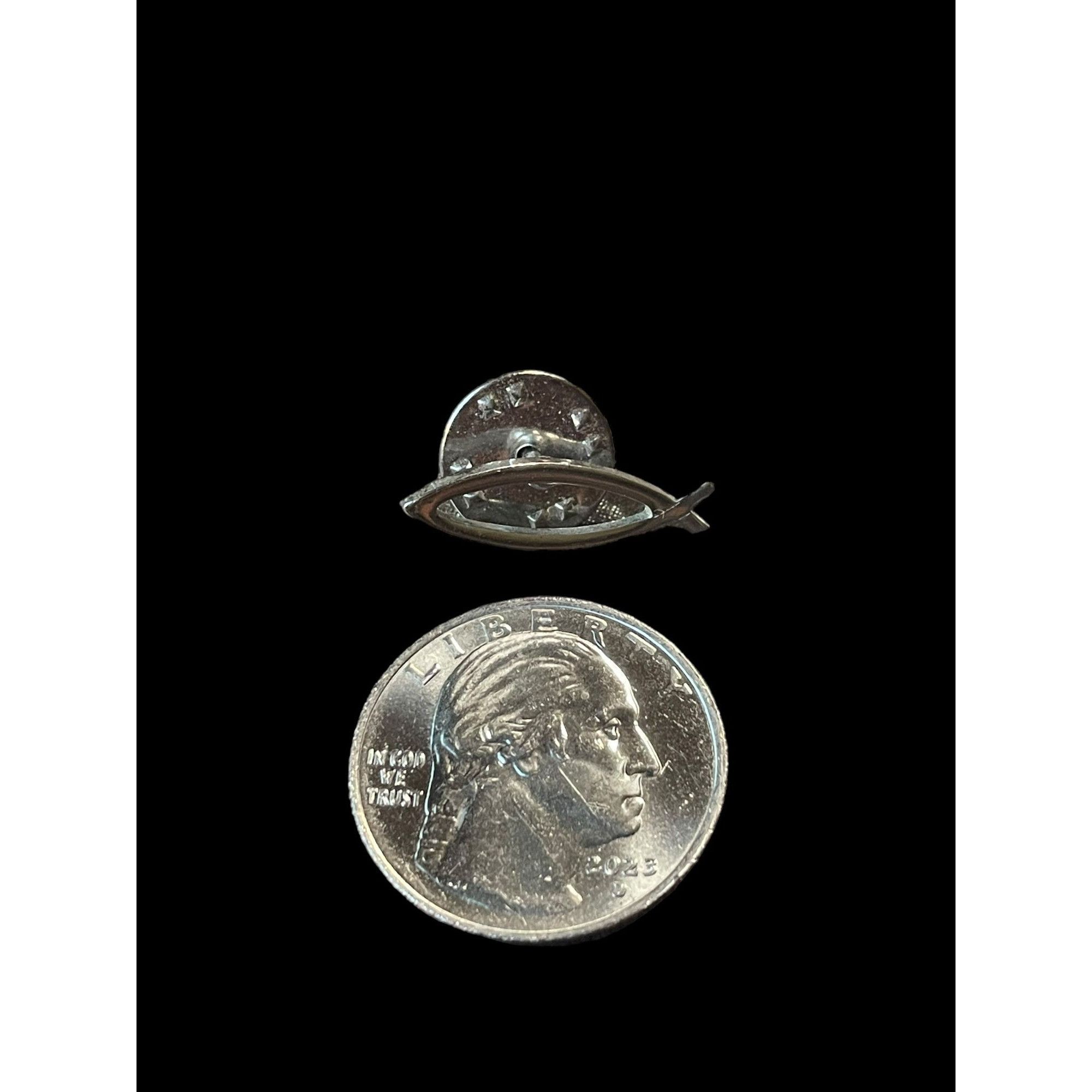 Vintage Silver Tone Jesus Ichthyic Fish Symbol Religious Brooch Pin Size ONE SIZE - 4 Thumbnail