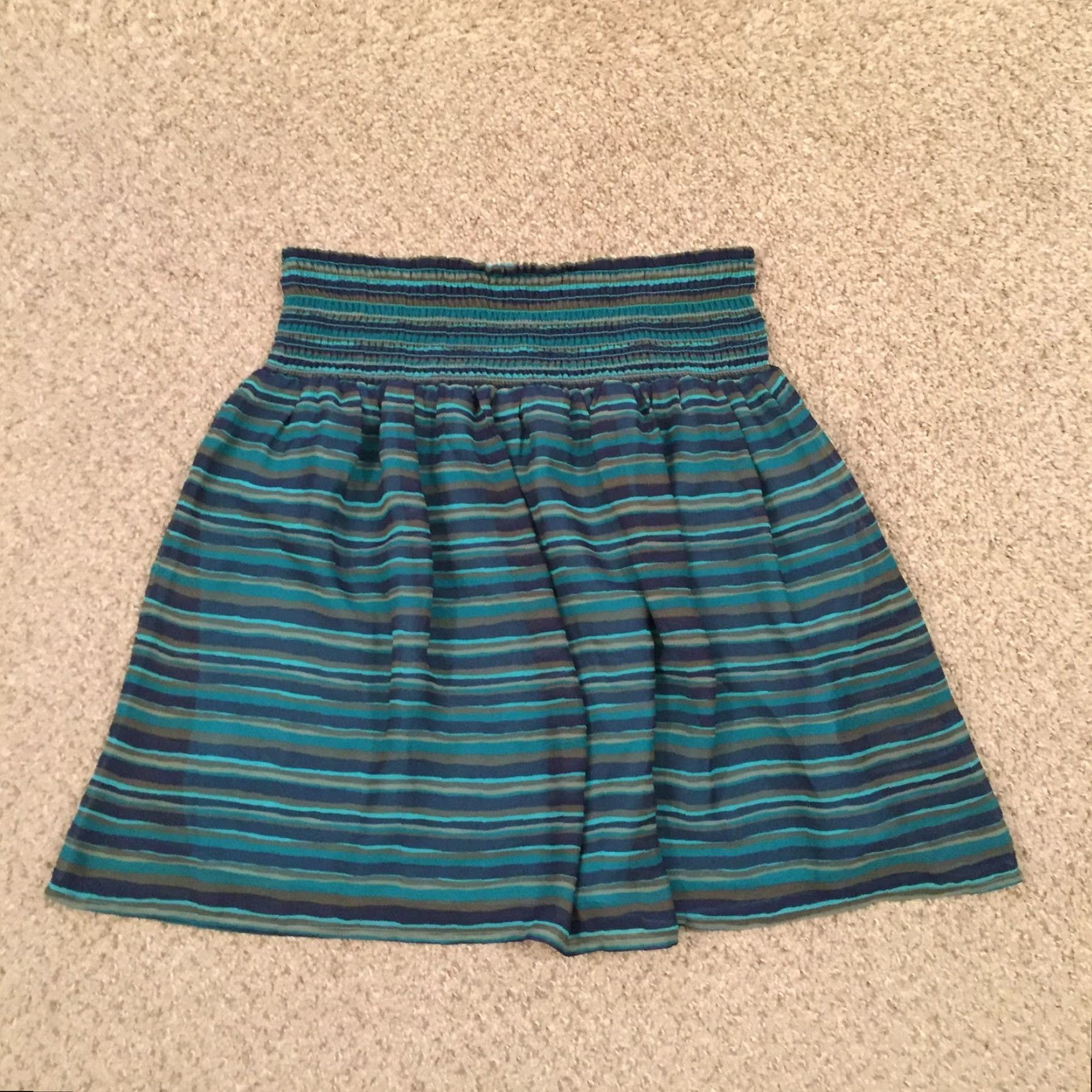 Old Navy Old Navy Skirt Women Short Flare Lightweight Pull On Striped Blue M Medium Casual Size 32" / US 10 / IT 46 - 6 Thumbnail