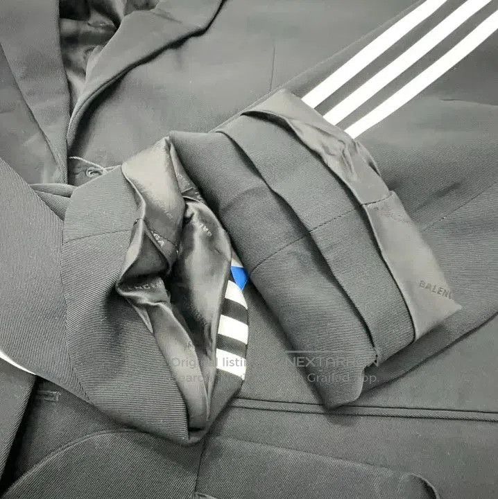 Balenciaga Balenciaga x Adidas Originals Black Blazer. Size US XS / EU 42 / 0 - 7 Thumbnail