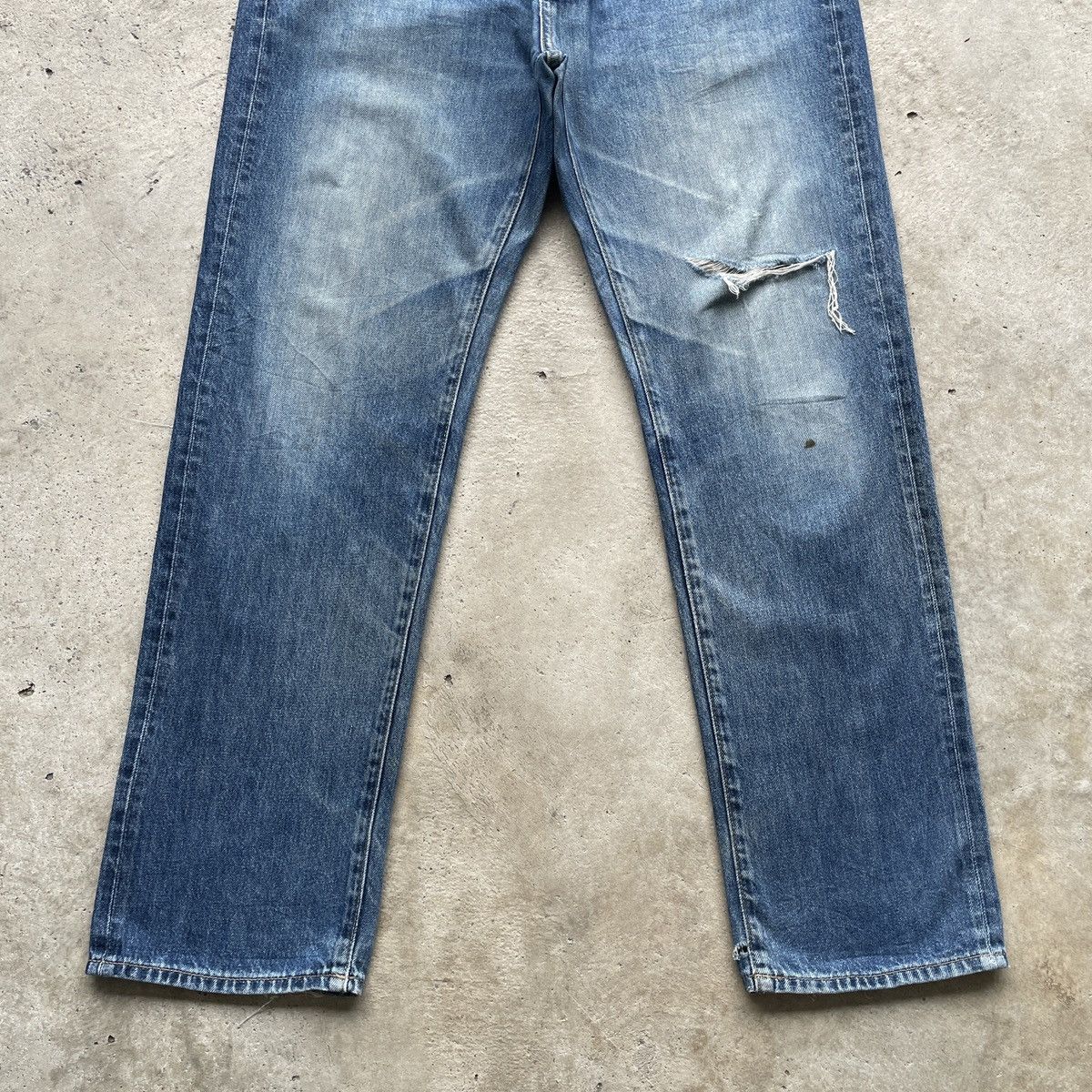 Japanese Brand × Jean Vintage Japanese Distressed Jeans Denim Faded Pants W36 Size US 36 / EU 52 - 4 Thumbnail