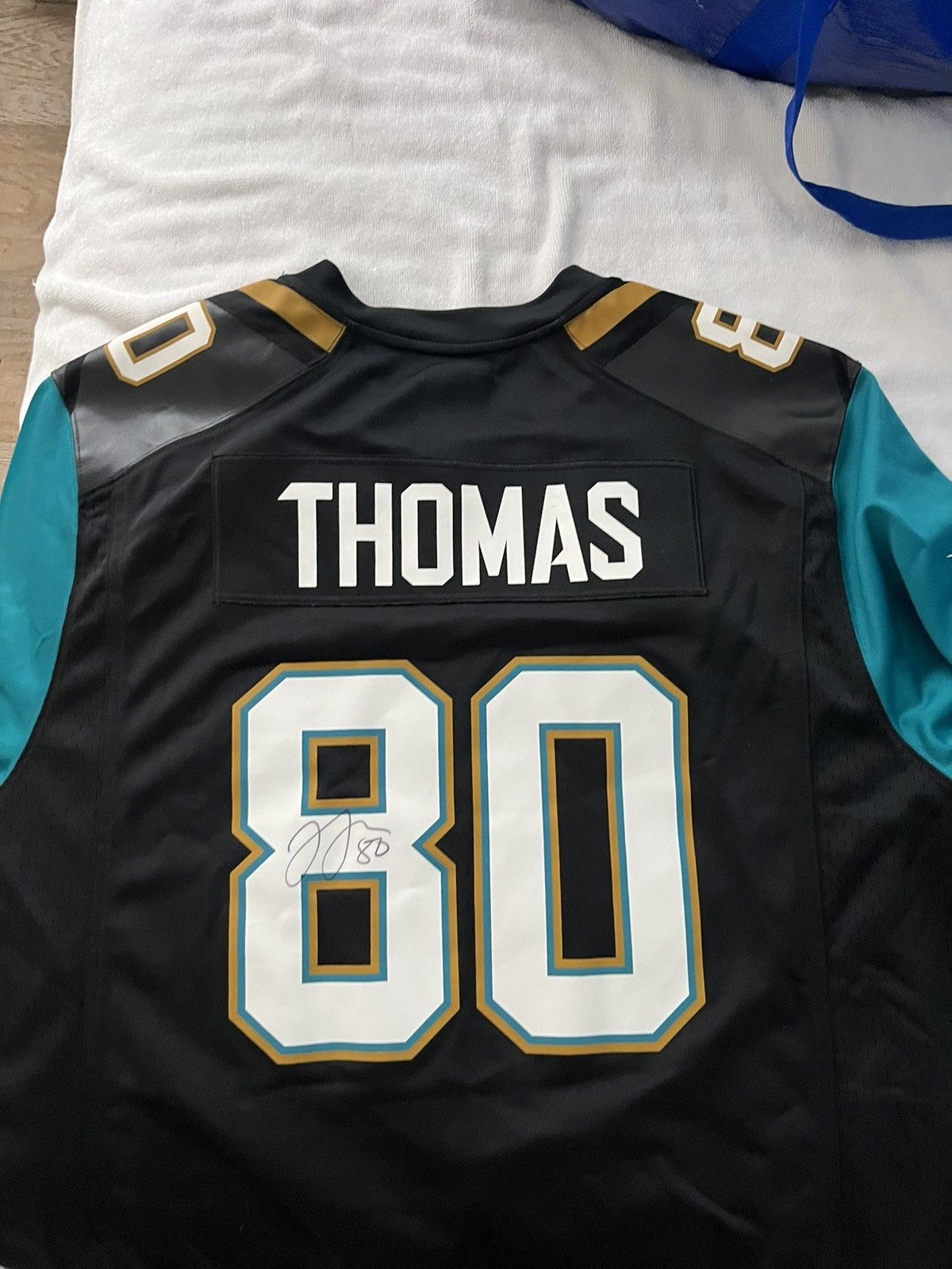 Nike Signed Jaguar Julius Thomas jersey Size US XL / EU 56 / 4 - 2 Thumbnail