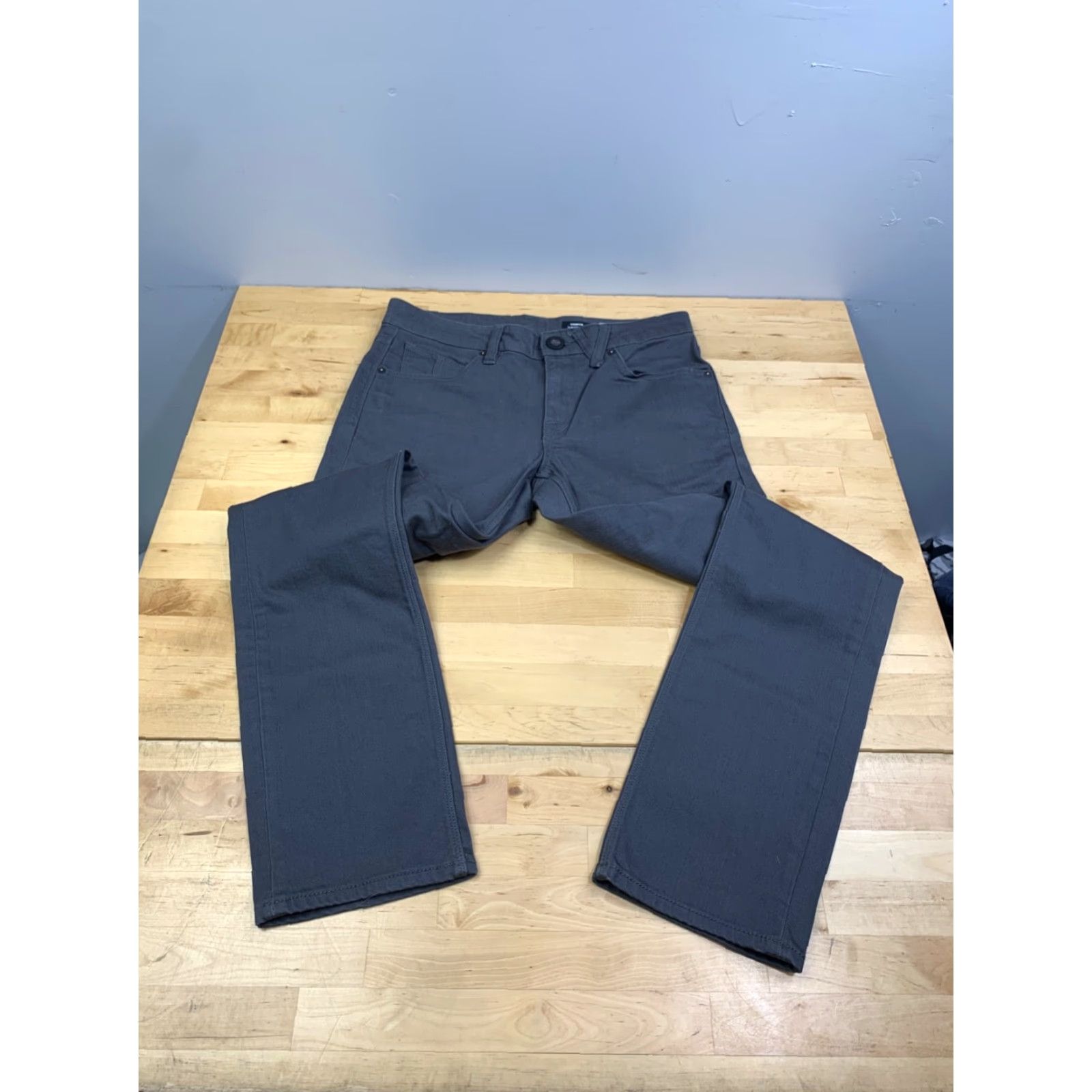 Volcom Volcom Vorta Slim Straight Jeans Mens 29x30 Gray Stretch Skate 12536 Size US 29 - 4 Thumbnail