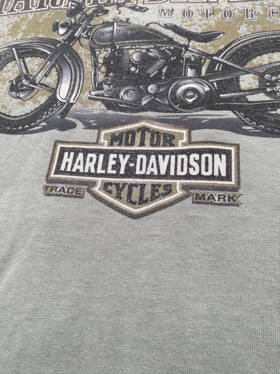 Harley Davidson Vintage Harley Davidson Motorcycles Distressed Tshirt Size US L / EU 52-54 / 3 - 6 Thumbnail