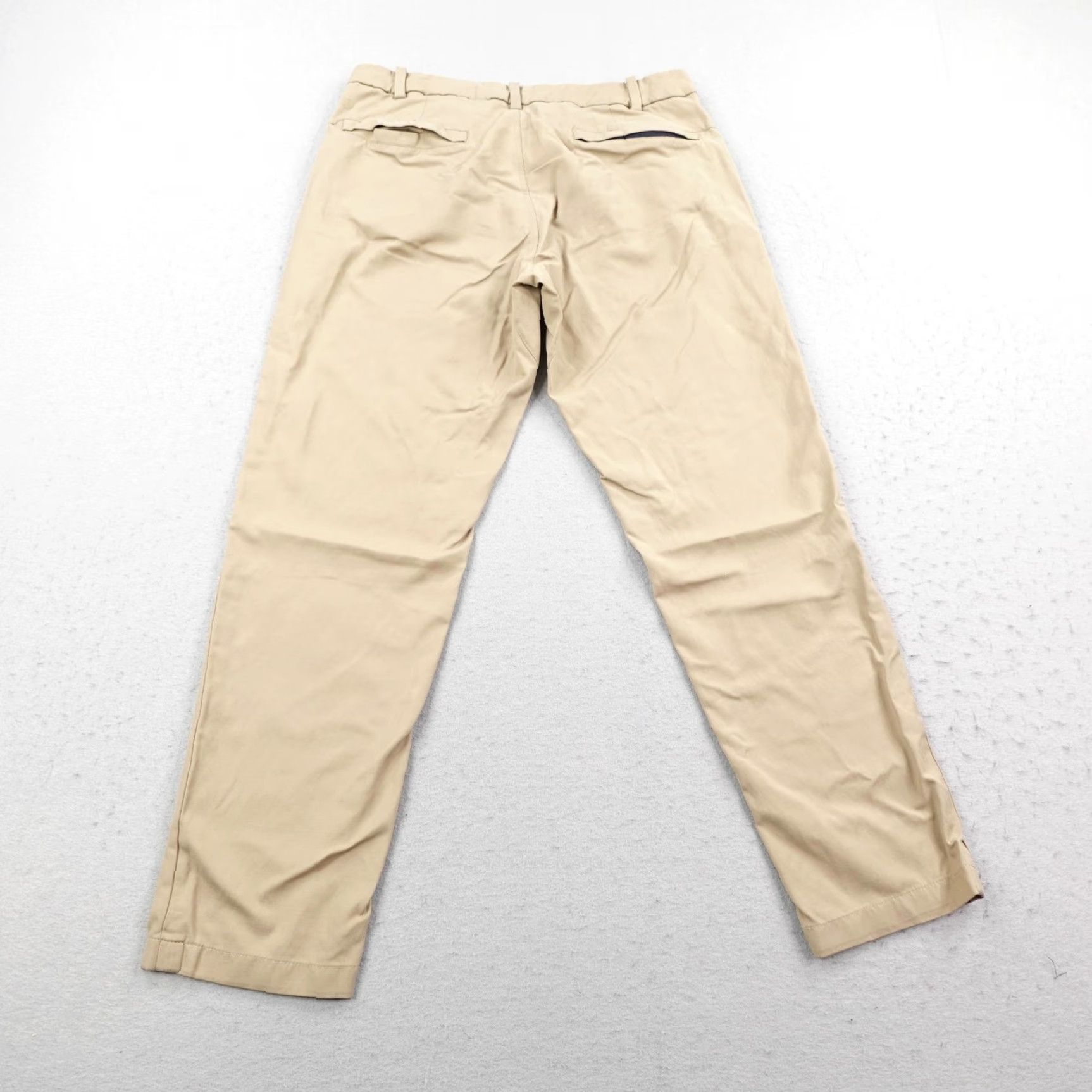 Lululemon Lululemon Pants Mens 32 Khaki Beige ABC Commission Warpstreme Performance Chino Size US 32 / EU 48 - 4 Thumbnail