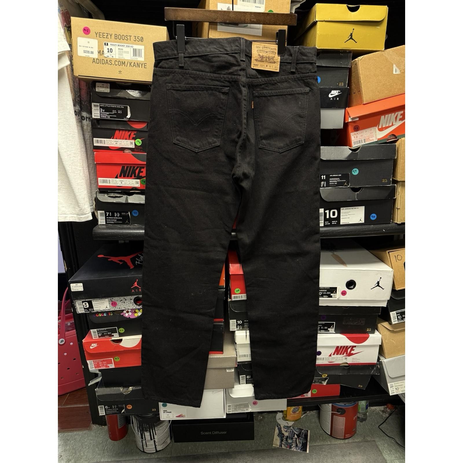 Levi's Levi's 505 Orange Tab -- 36 x 32 -- Size US 36 / EU 52 - 2 Thumbnail