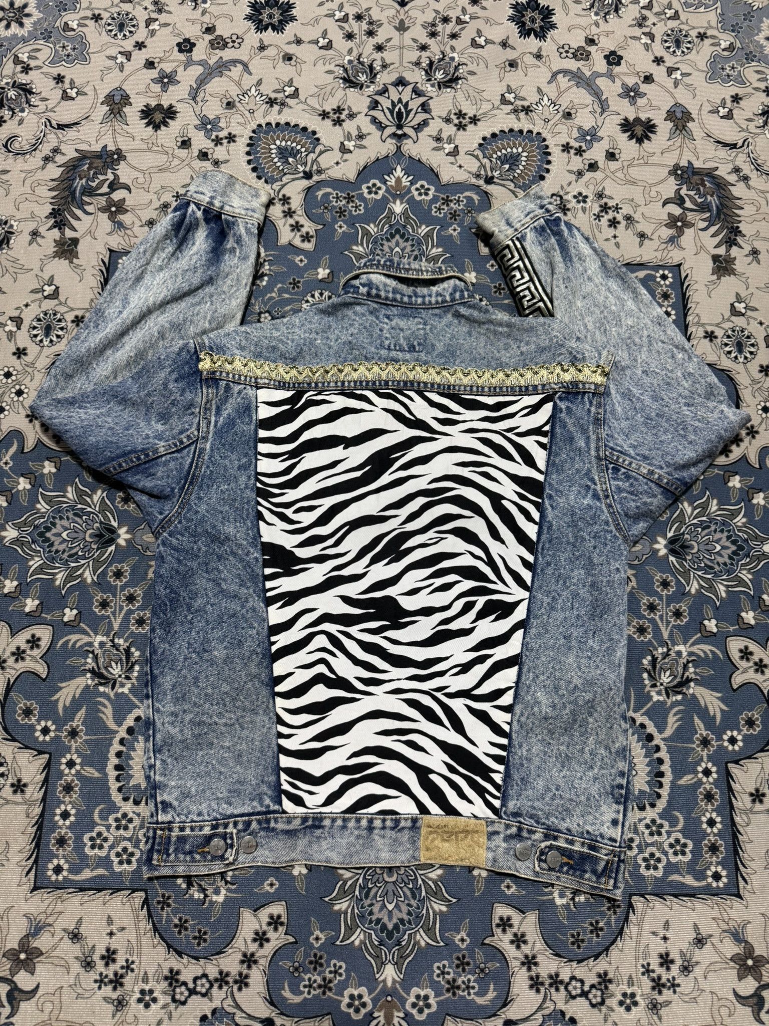 JNCO × Pepe Jeans Vintage 90's Pepe Jeans Custom Patchwork Trucker Jacket Size US S / EU 44-46 / 1 - 2 Thumbnail
