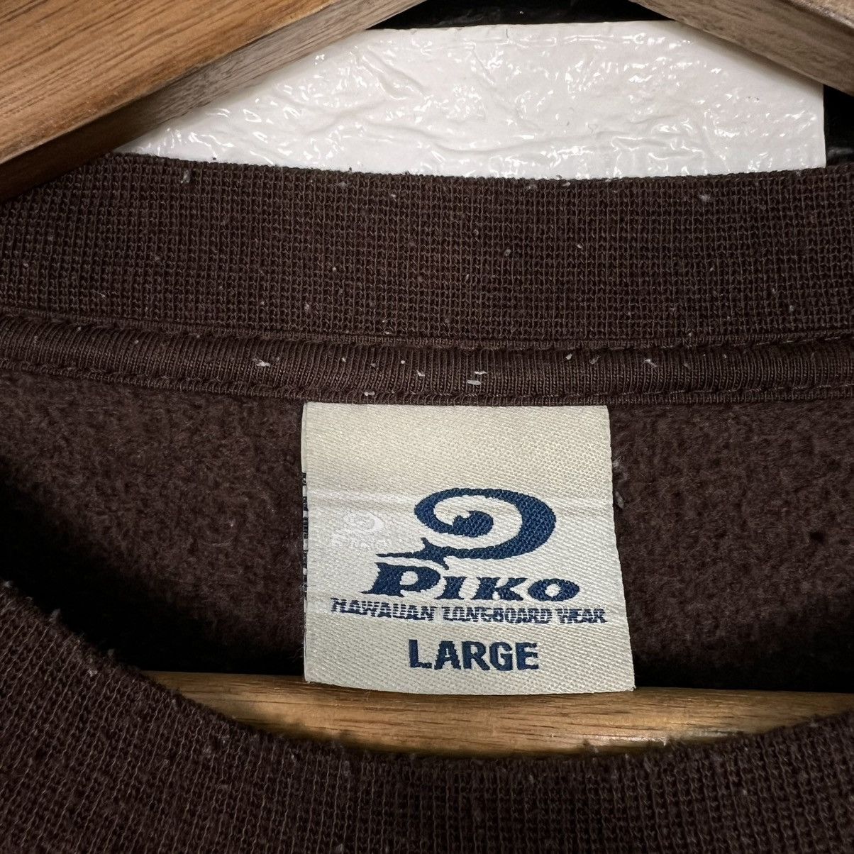Vintage PIKO Hawaiian Longboard Wear Big Logo Sweatshirt #4094-C186 Size US L / EU 52-54 / 3 - 12 Thumbnail