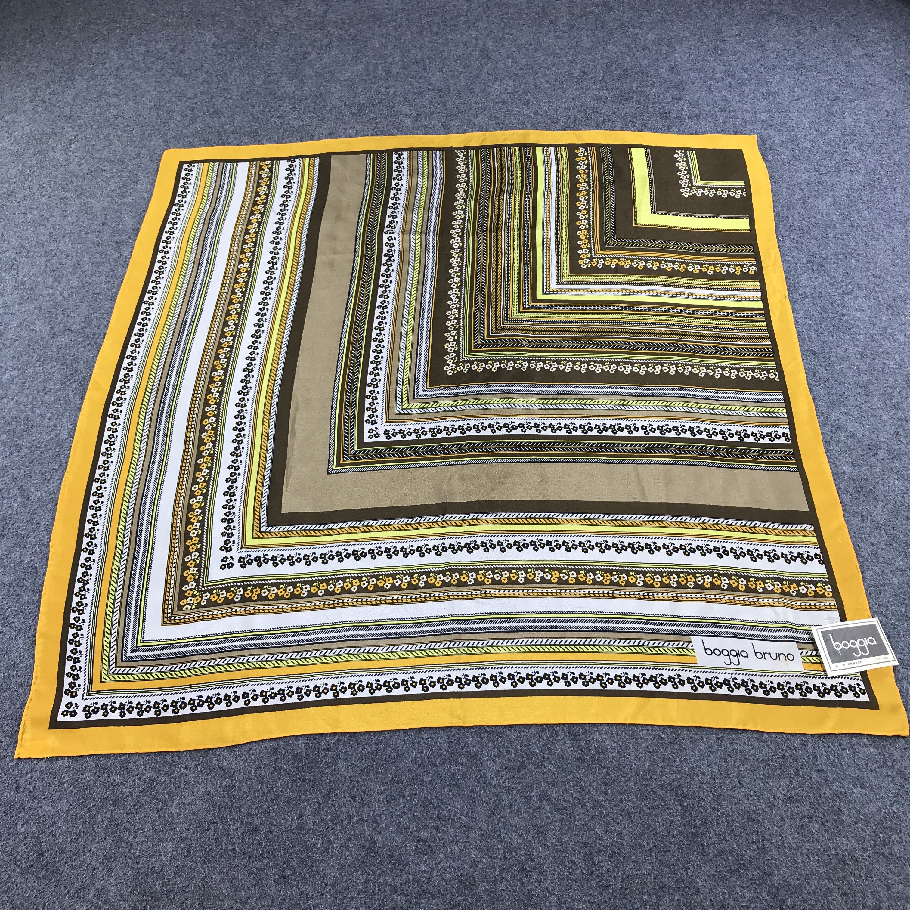 Japanese Brand Boggia Bruno Silk Scarf M130 Size ONE SIZE - 2 Thumbnail